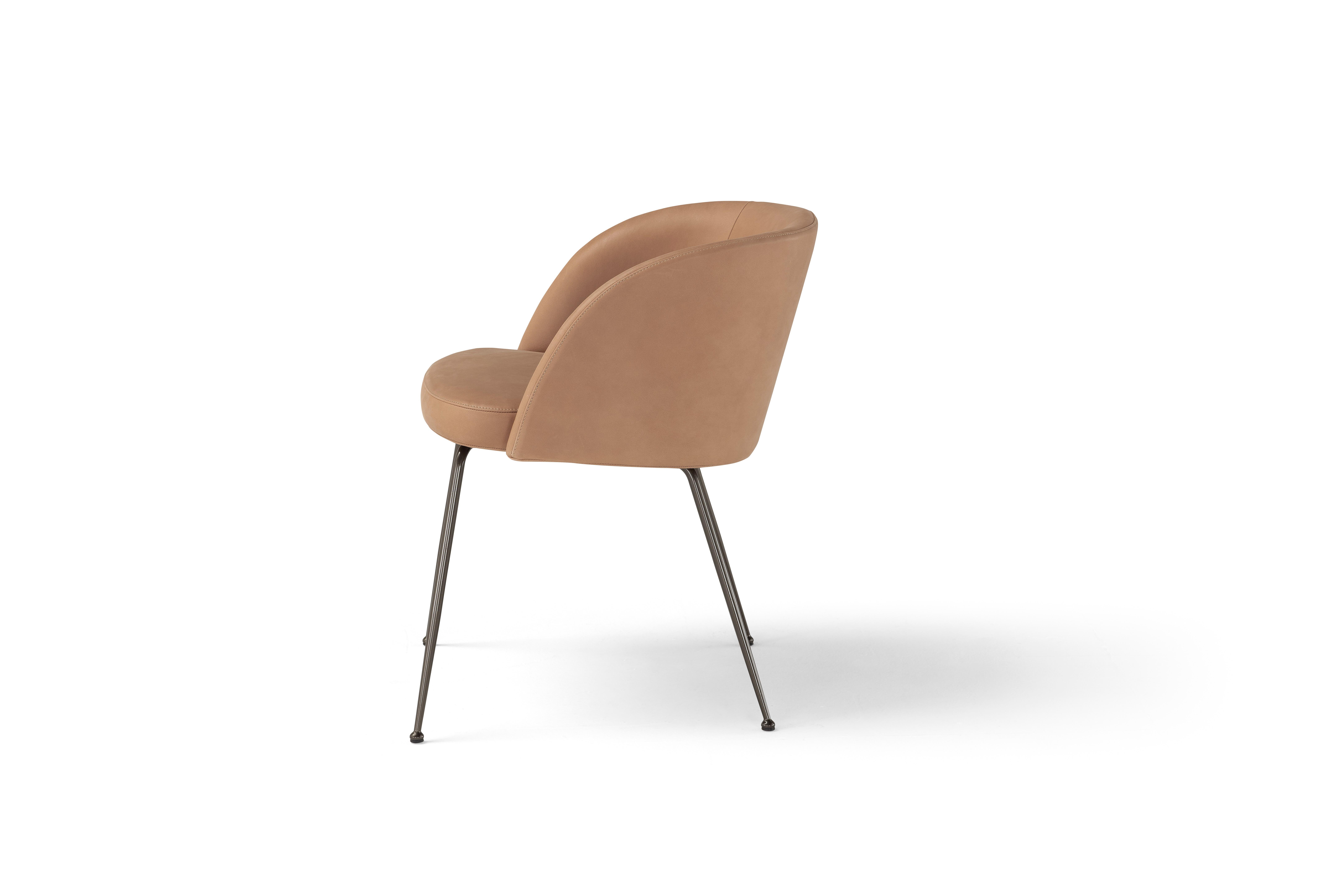 Chaise Monnalisa en cuir avec accoudoirs par Amura Lab Neuf - En vente à Geneve, CH