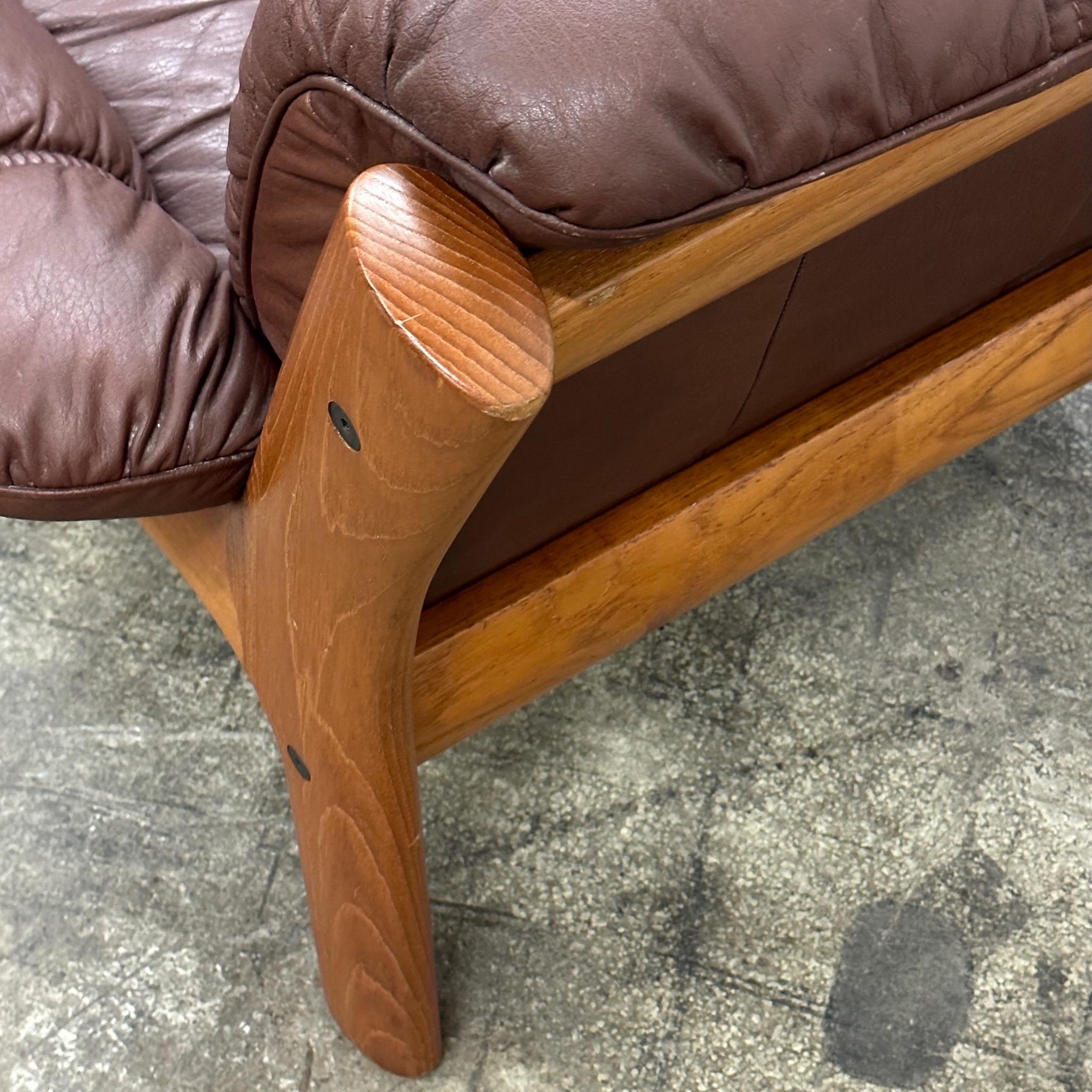 Leather Montana Chairs by Ekornes In Good Condition In Chicago, IL