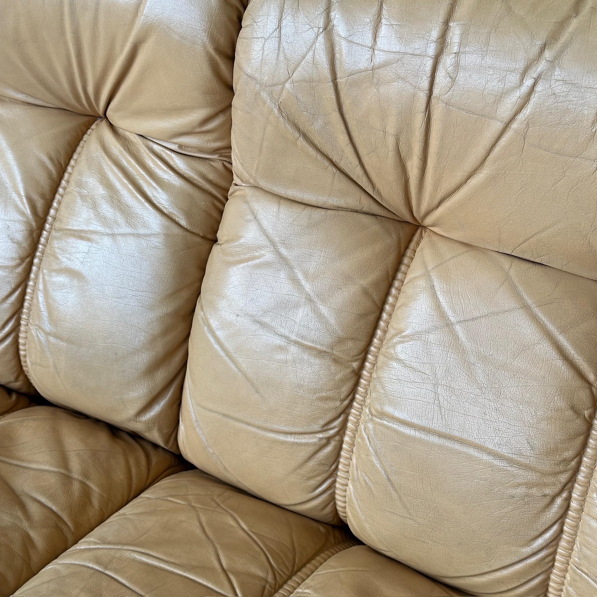 Leather Montana Sofa by Ekornes Cuero en venta
