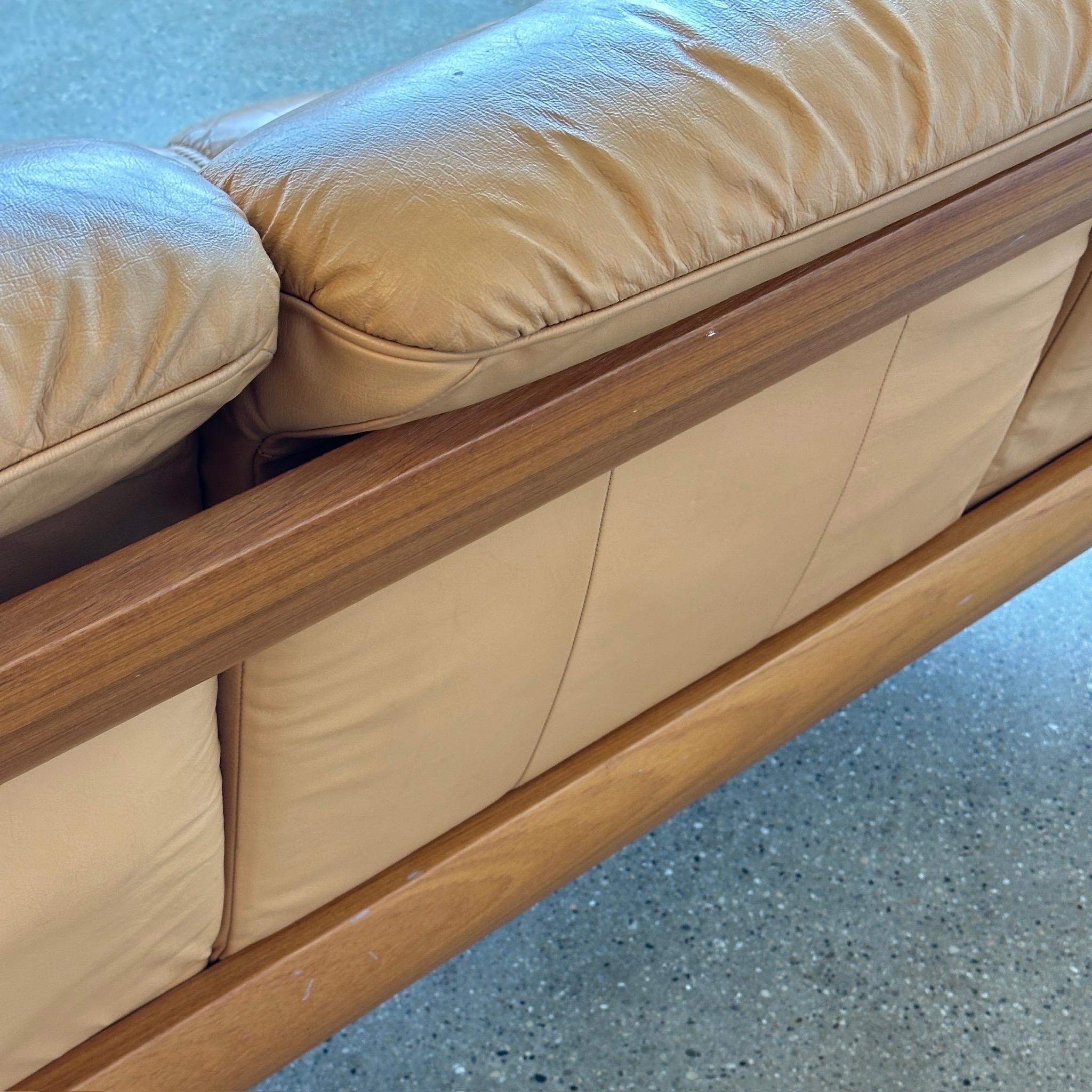 Leather Montana Sofa by Ekornes en venta 2