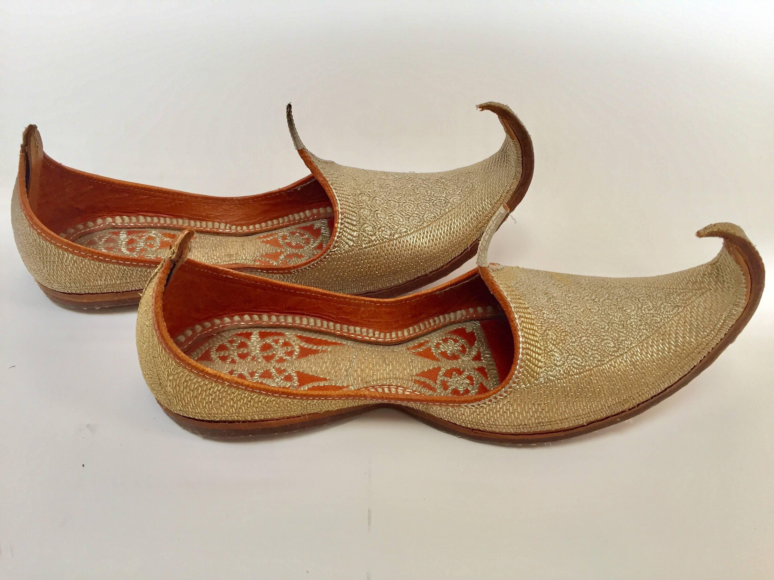 Brown Leather Mughal Moorish Shoes with Gold Embroidered For Sale