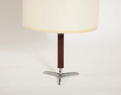 Lampada da tavolo in pelle marrone e nichel, Francia, anni '60