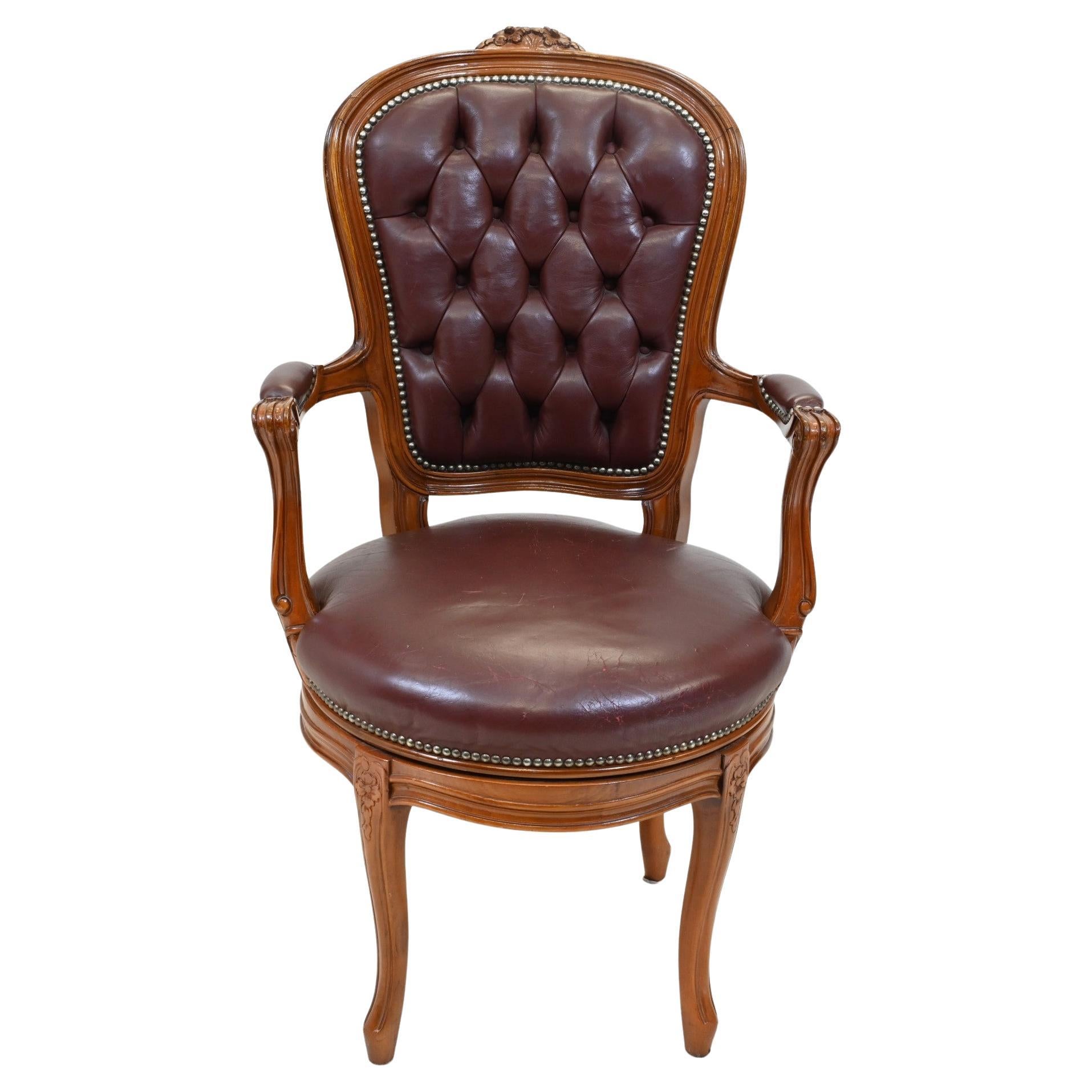 Sedia da ufficio in pelle Chesterfield girevole con bottoni profondi