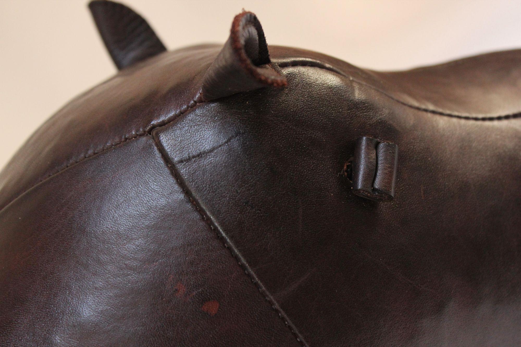 Leather Omersa 