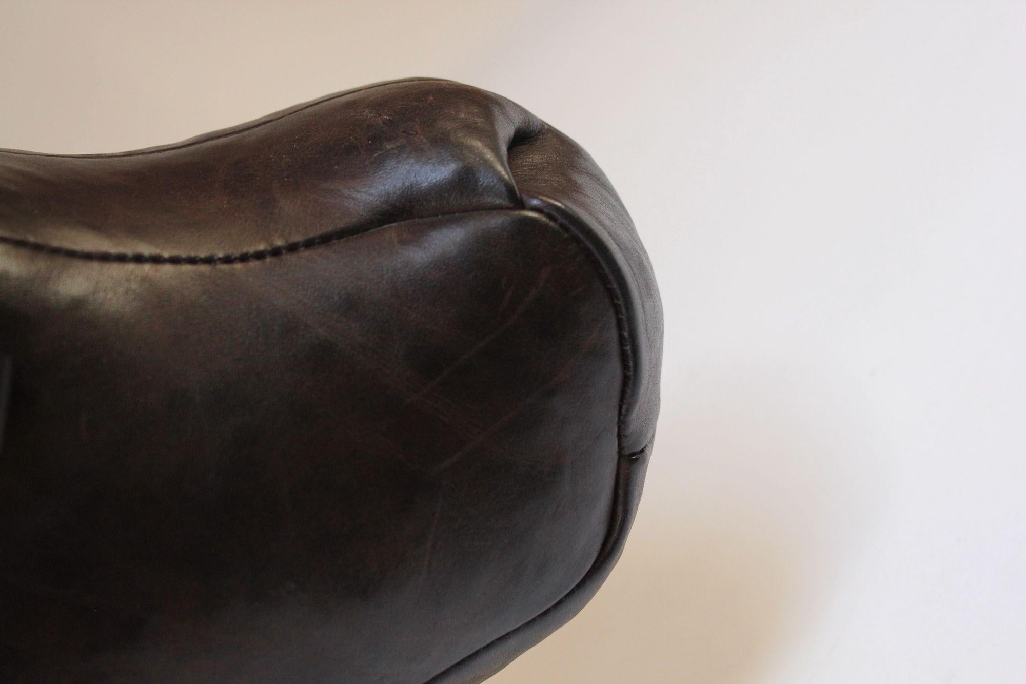 Leather Omersa 