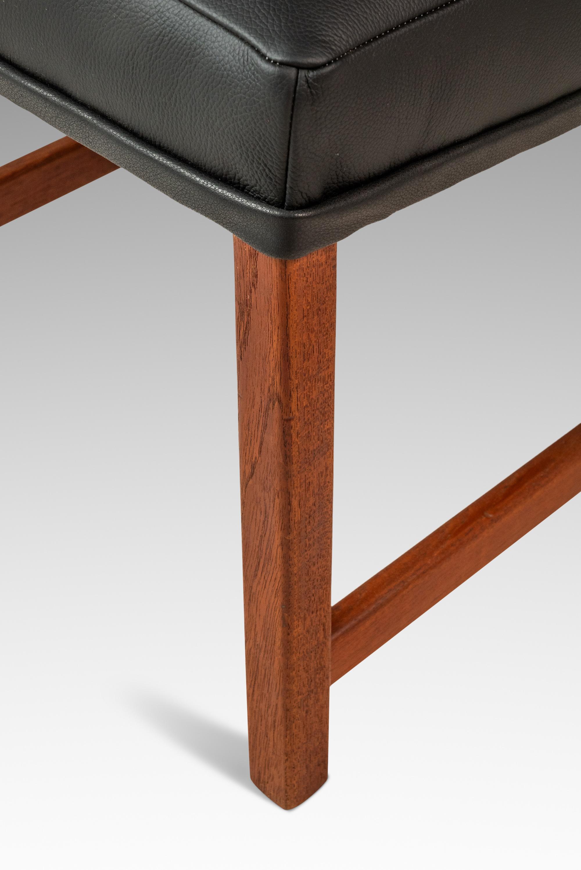 Ottoman / pouf en cuir par Ole Wanscher pour France & Søn, Danemark, c.C. années 1960 en vente 6