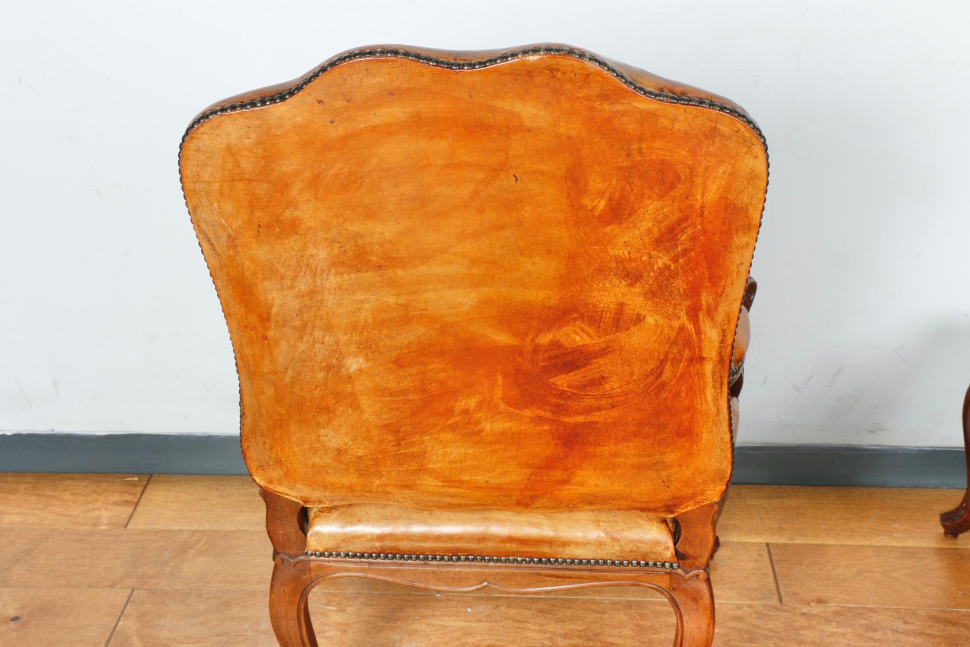 Cuir Paire de chaises Bergères en cuir en vente