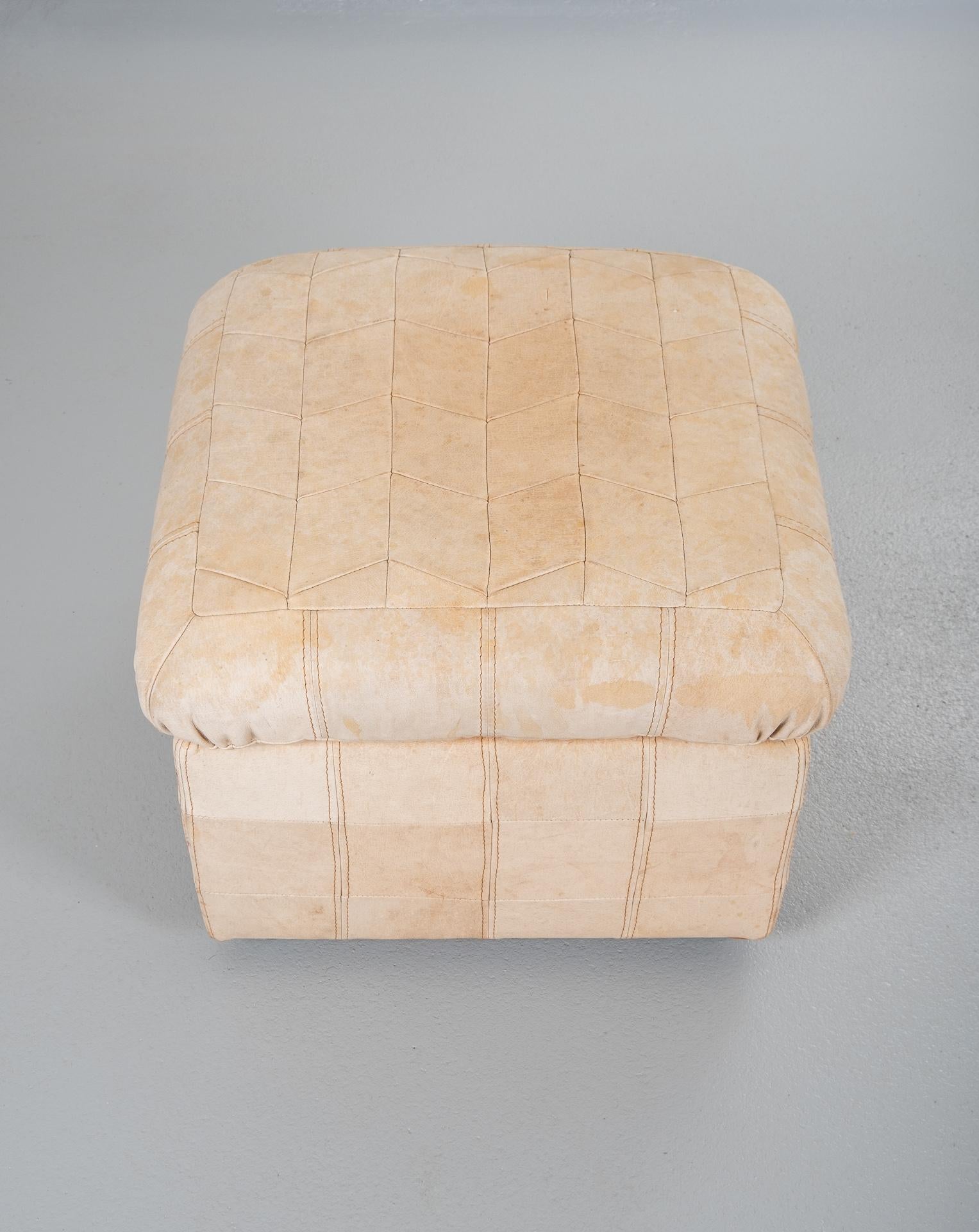 Leather Patchwork Pouf, 1970s In Good Condition For Sale In Den Haag, NL