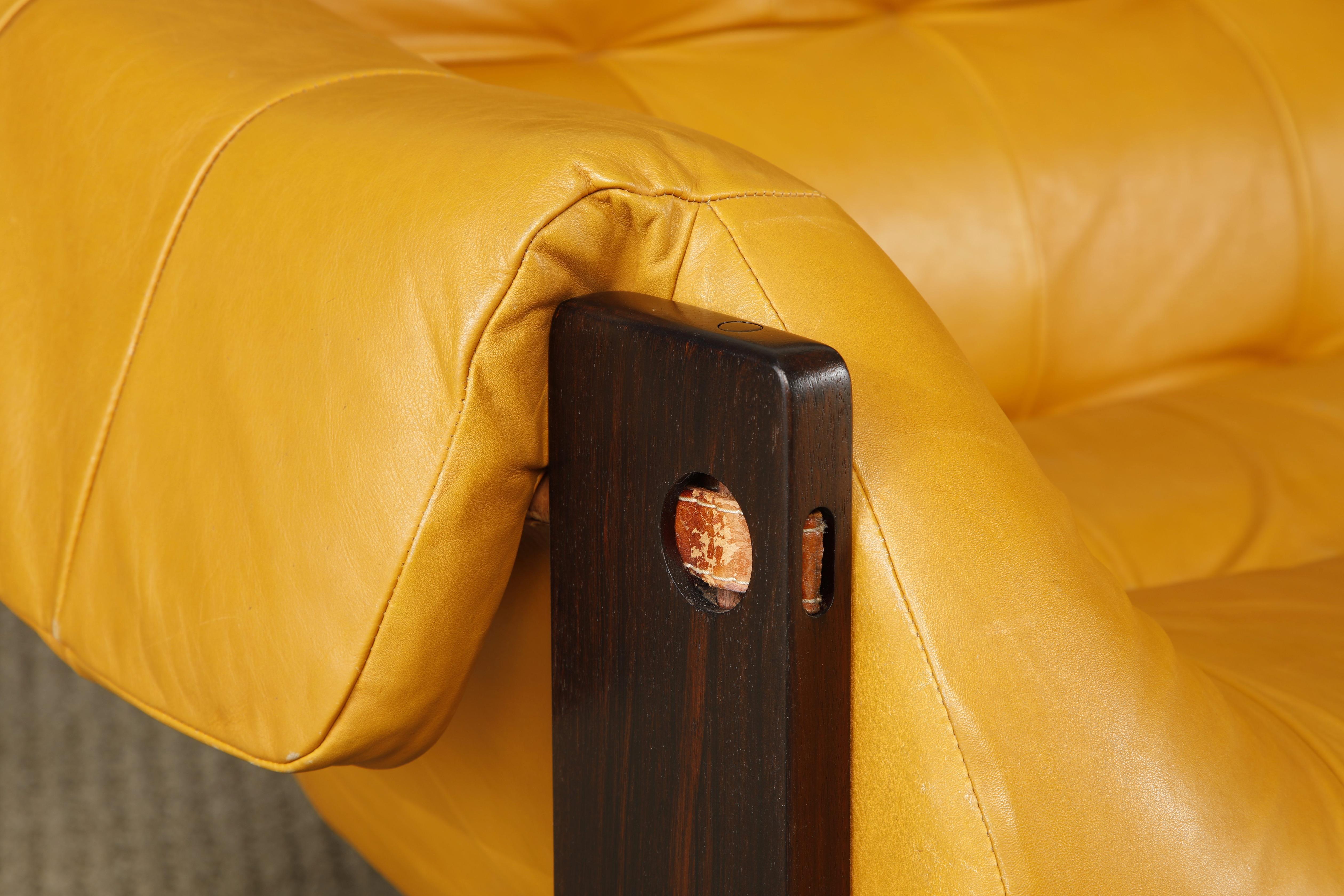 Leather Percival Lafer 'MP-97' Rosewood Three-Seat Sofa, Brazil, c. 1970, Signed For Sale 7