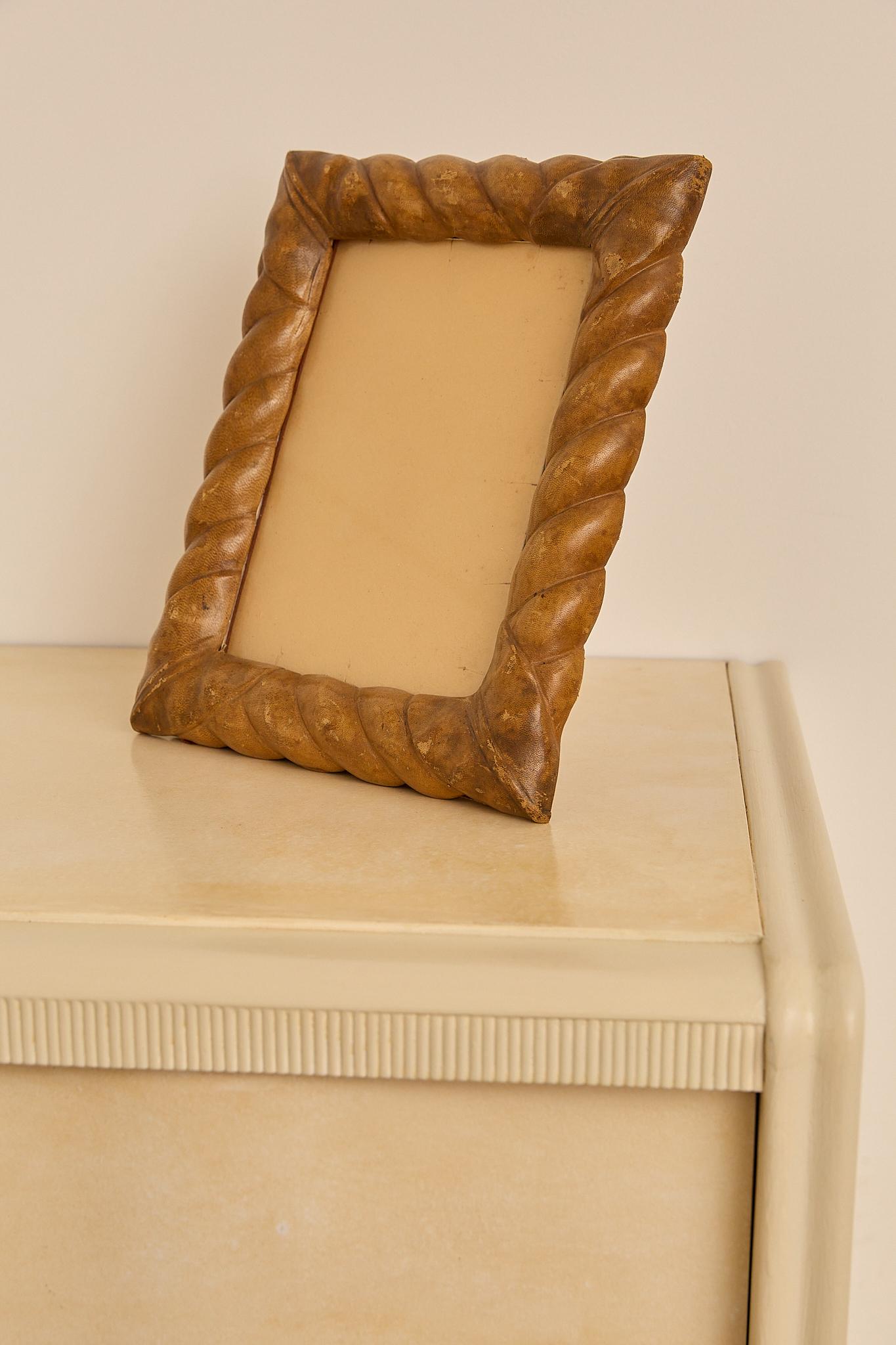 Cadre photo en cuir Bon état - En vente à London, GB