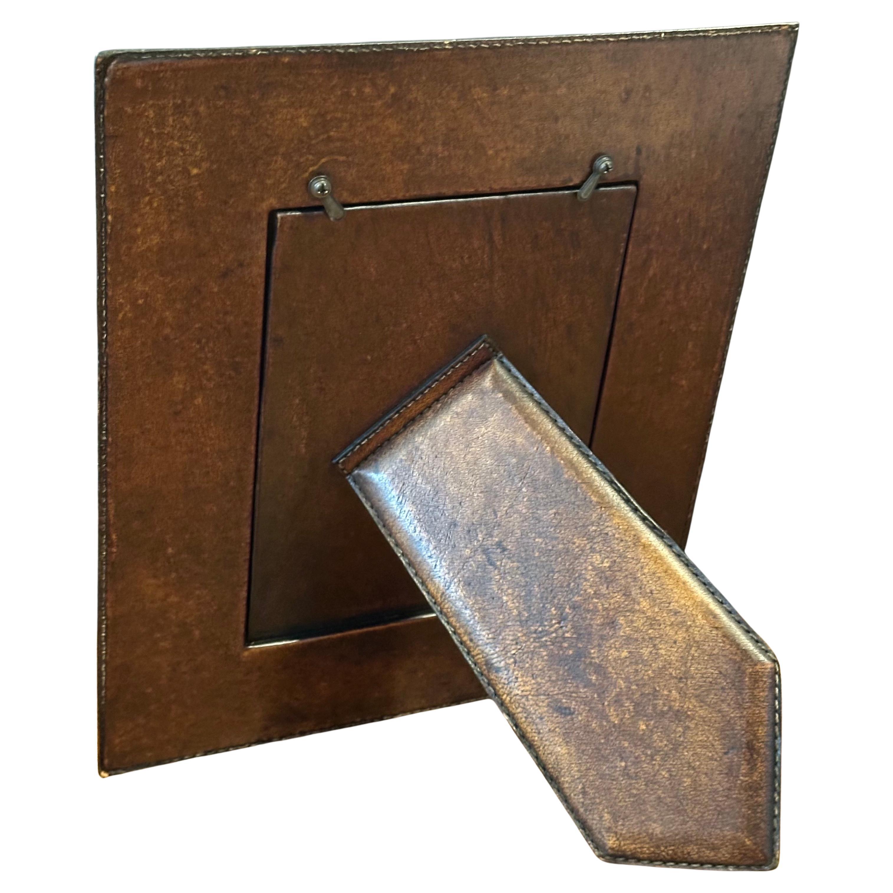 Leather Picture Frame in the Style of Ralph Lauren In Excellent Condition For Sale In San Diego, CA