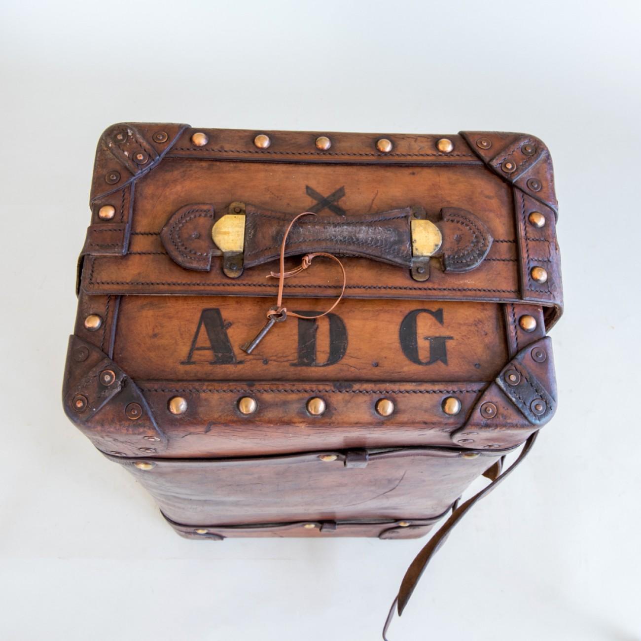 Britannique Sac de voyage Portmanteau en cuir par William Bisset de Dundee:: vers 1870
