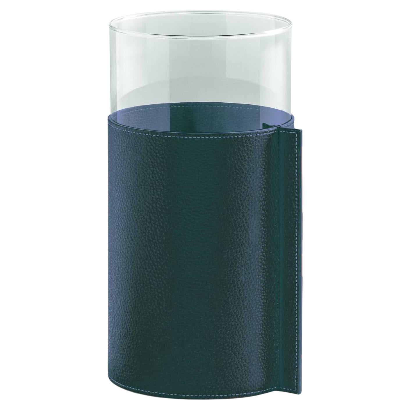Pot en cuir haut vase en verre recouvert d'un couvercle en cuir couleur bleu Larimar
