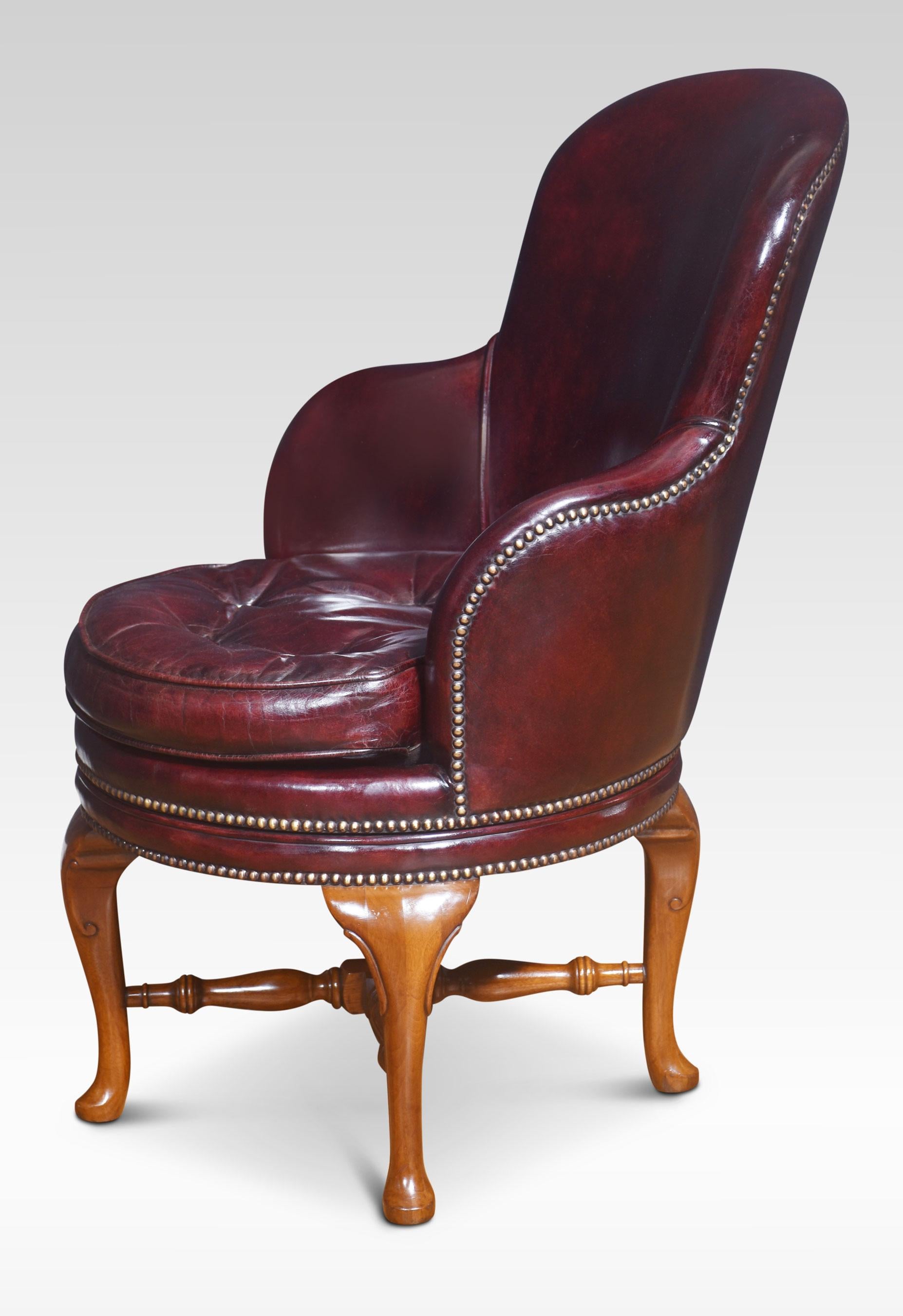 Leather revolving library tub chair In Good Condition In Cheshire, GB