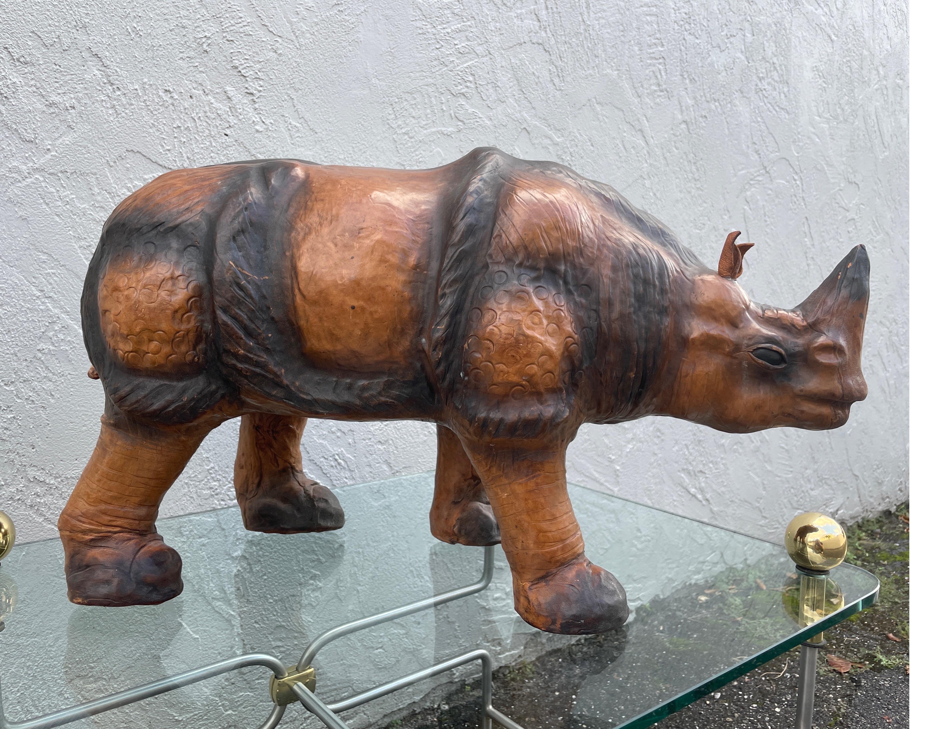 Fußhocker aus Leder Rhinoceros (20. Jahrhundert) im Angebot