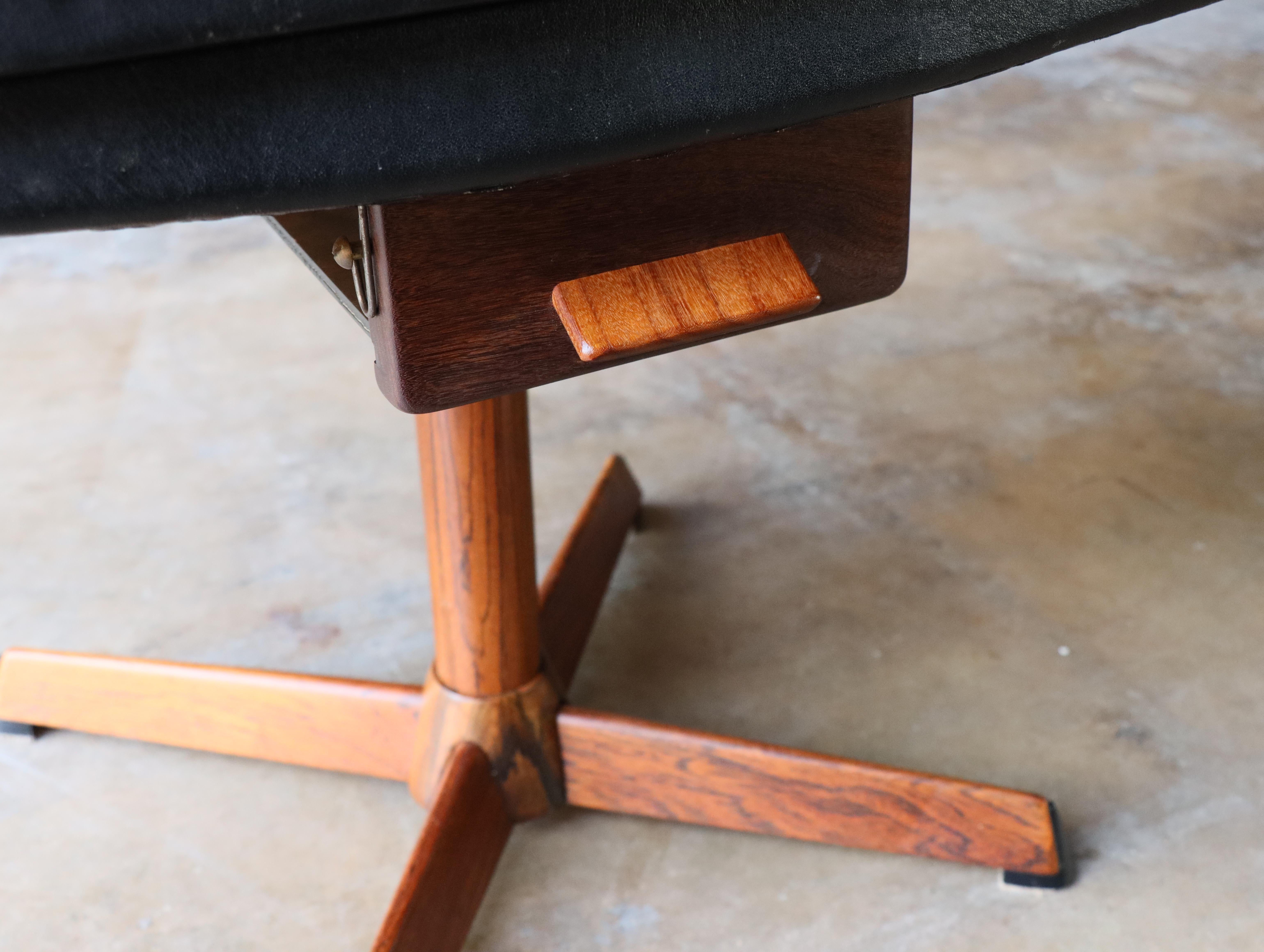 Leather & Rosewood Reclining Lounge Chair by Madsen & Schübell - Denmark 1950s 5