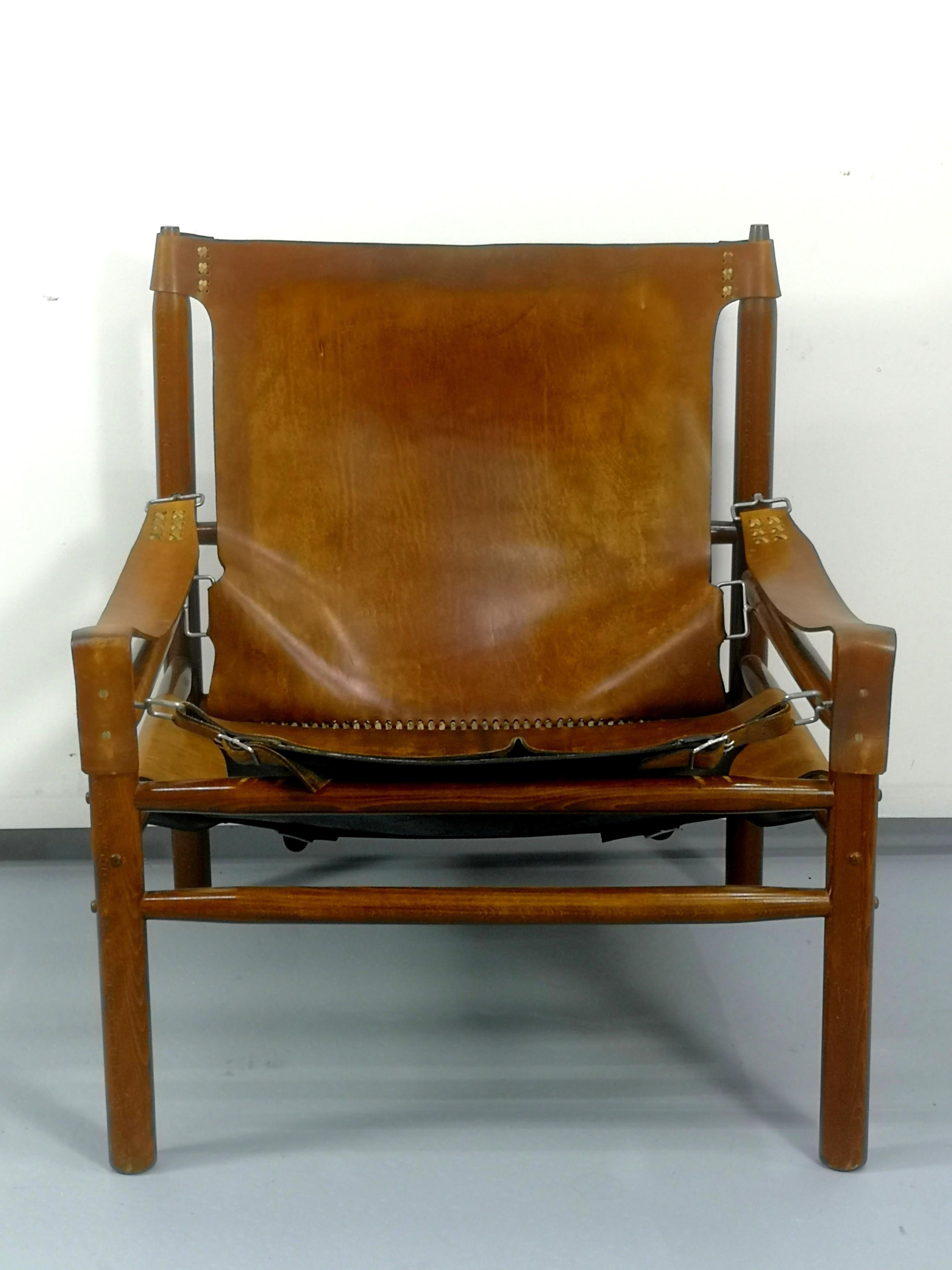 Leather Safari Armchair, 1970s In Good Condition For Sale In Budapest, HU