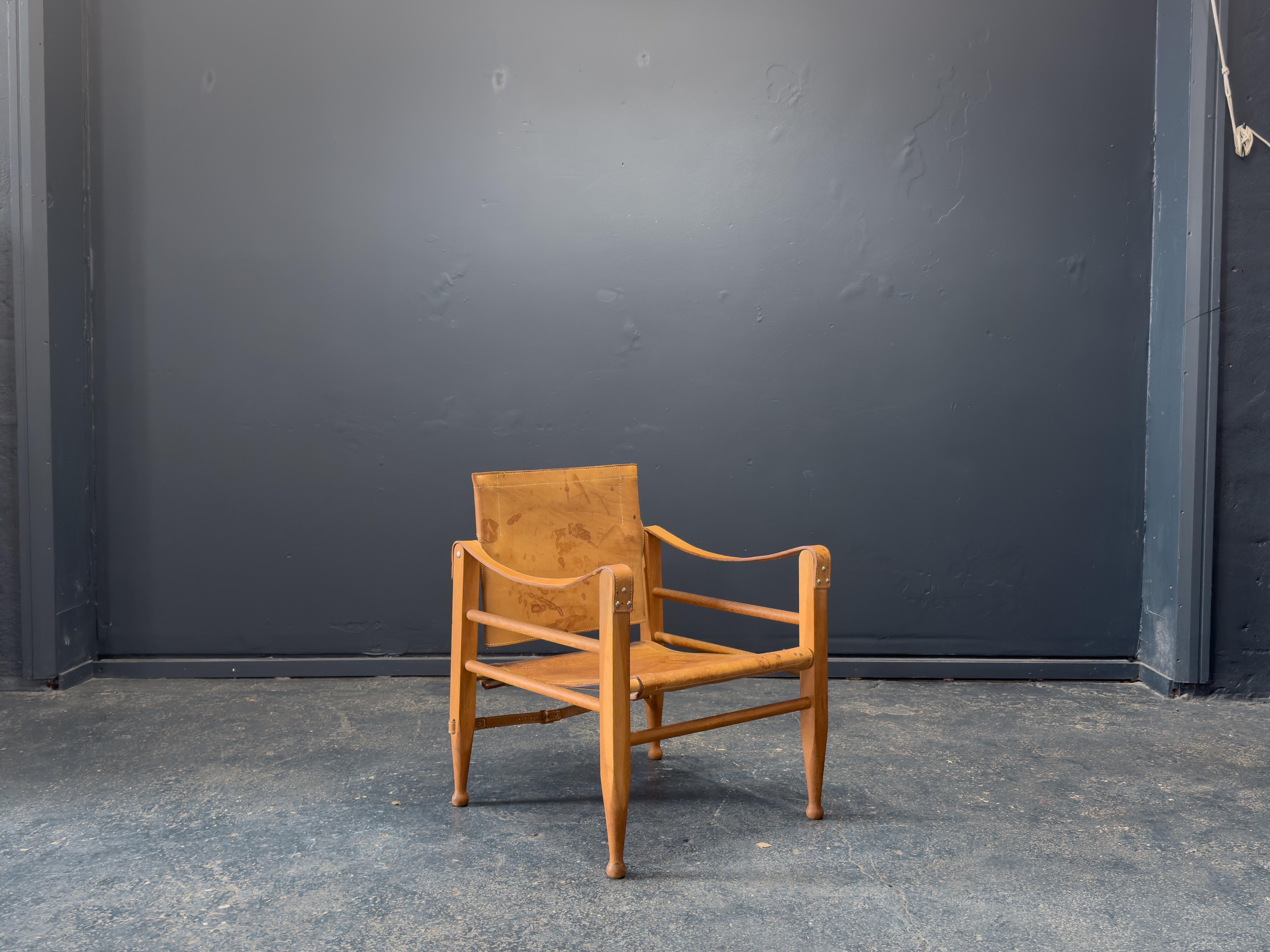 Mid-Century Modern Chaise safari en cuir par Aage Bruun & Son en vente