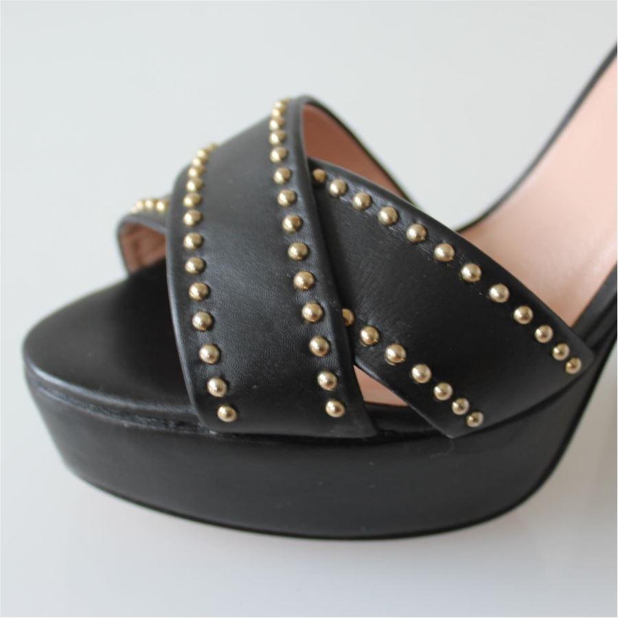 Moschino Leather sandals size 36 In Excellent Condition For Sale In Gazzaniga (BG), IT