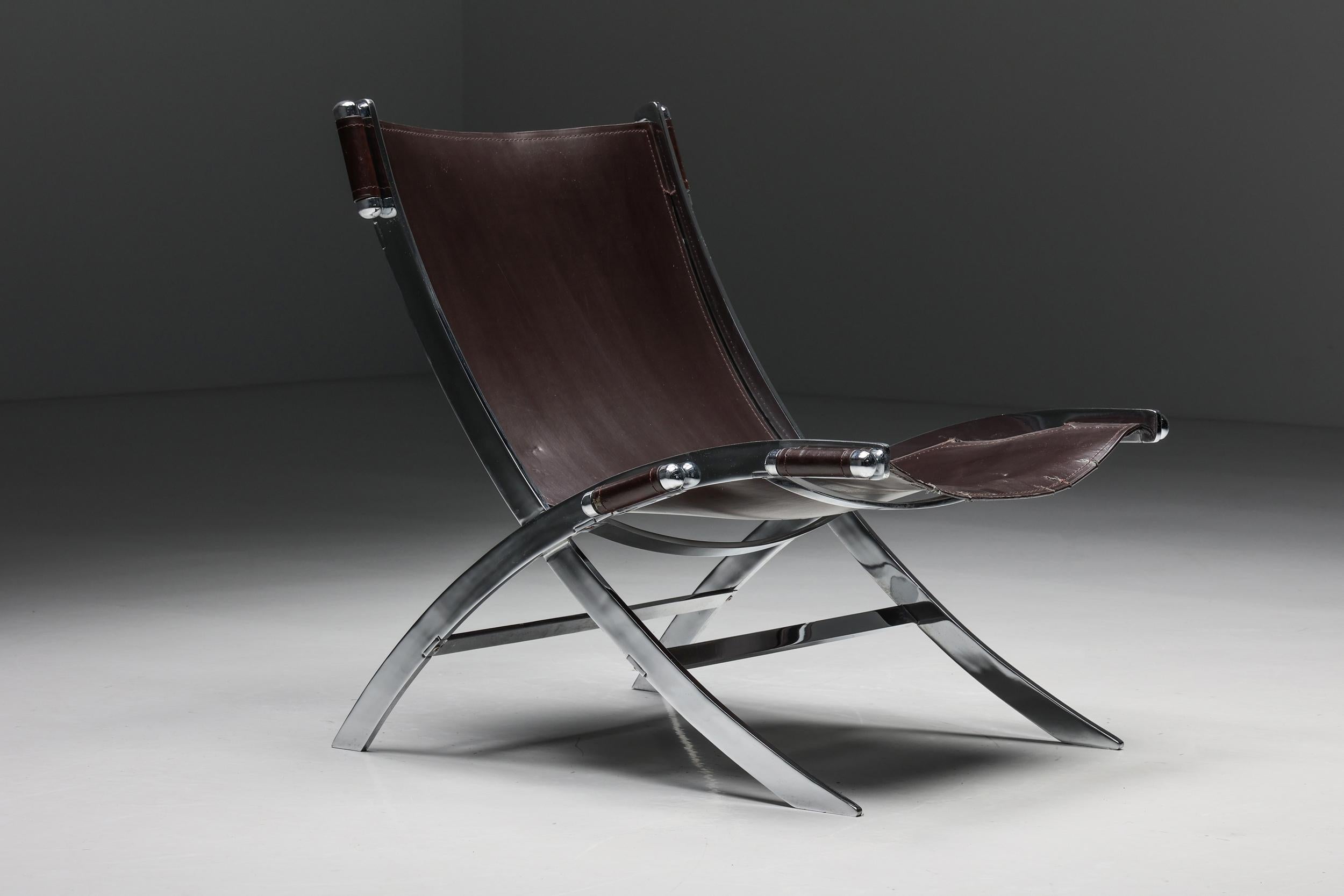 ILVA Design Lounge Chair Modell Cuba, mit verchromtem Metallgestell und bordeauxfarbener Lederpolsterung. Das Modell Cuba wurde vom Timeless Chair