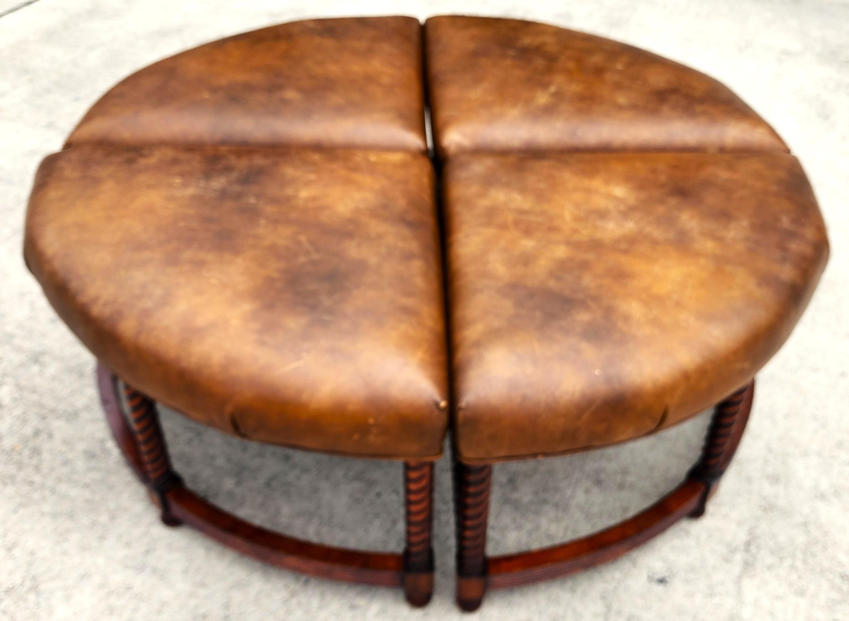 Cuir Sectionnelle en cuir Ottoman Cocktail anglais Tabourets de pied Ensemble de 4 en vente