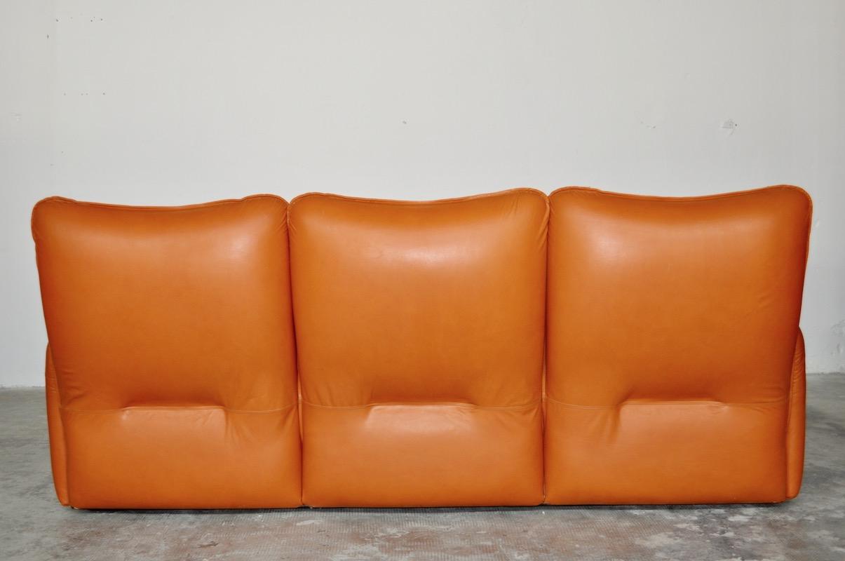 Leather Set Sofa and Armchairs by Martino Perego for Seven Salotti, 1970s For Sale 1