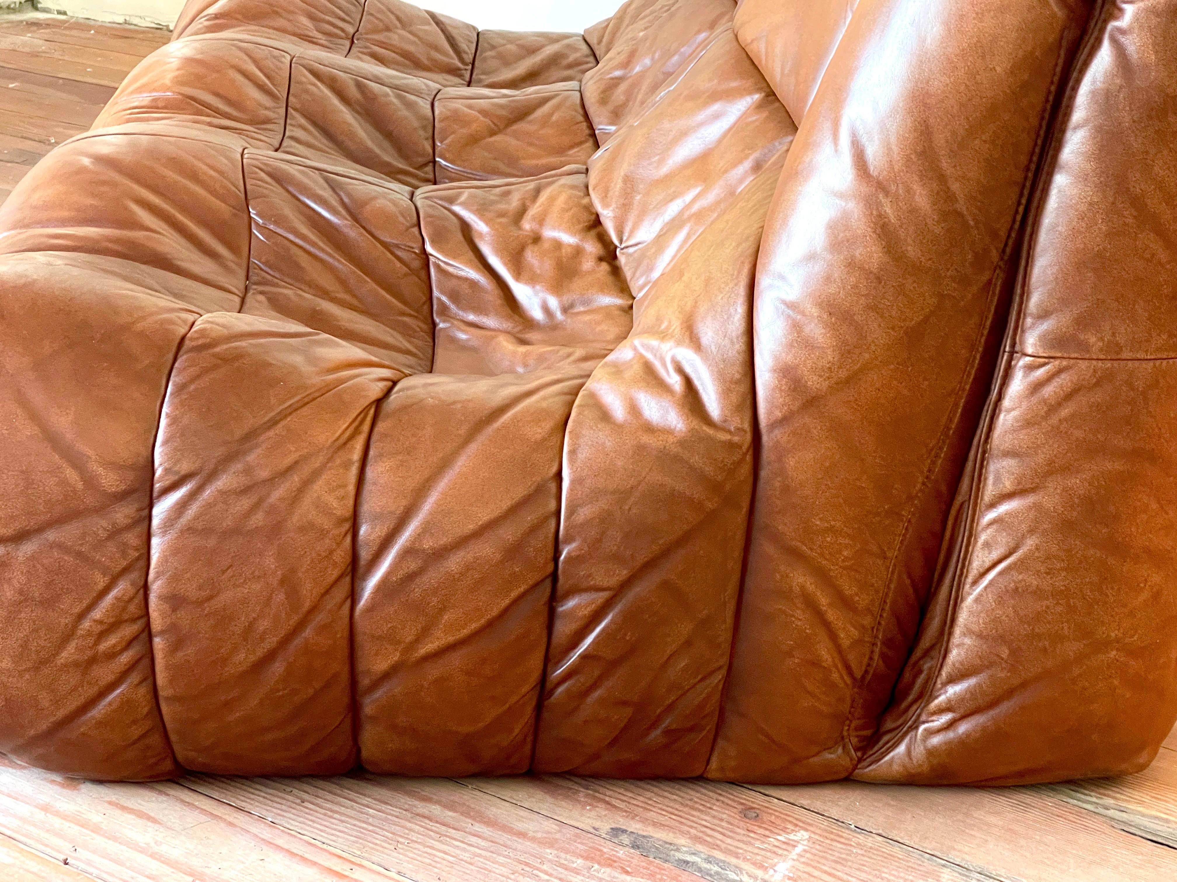Leather Settee by Roche Bobois For Sale 2