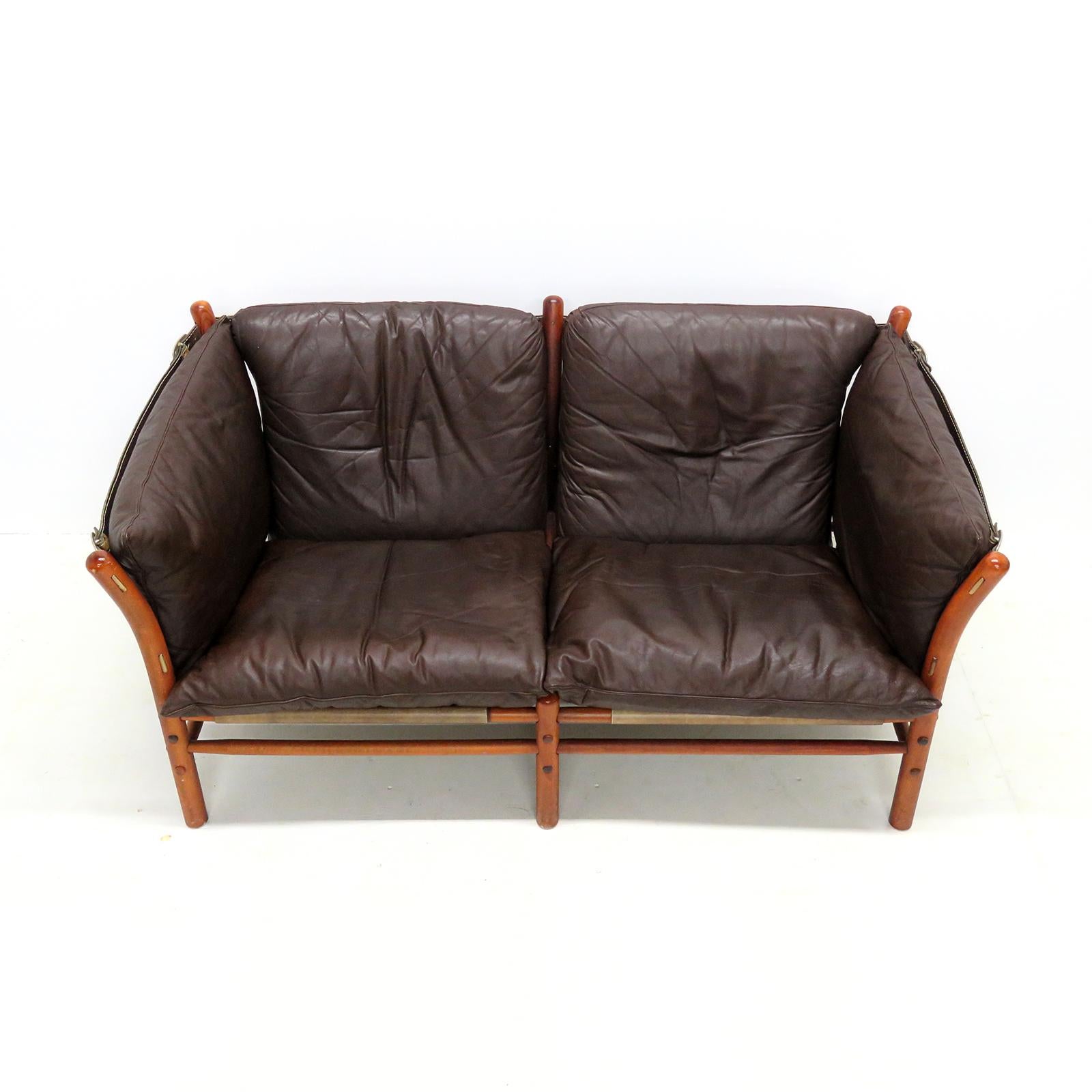 Scandinavo moderno Divano in pelle modello 'Ilona' di Arne Norell, 1960 in vendita