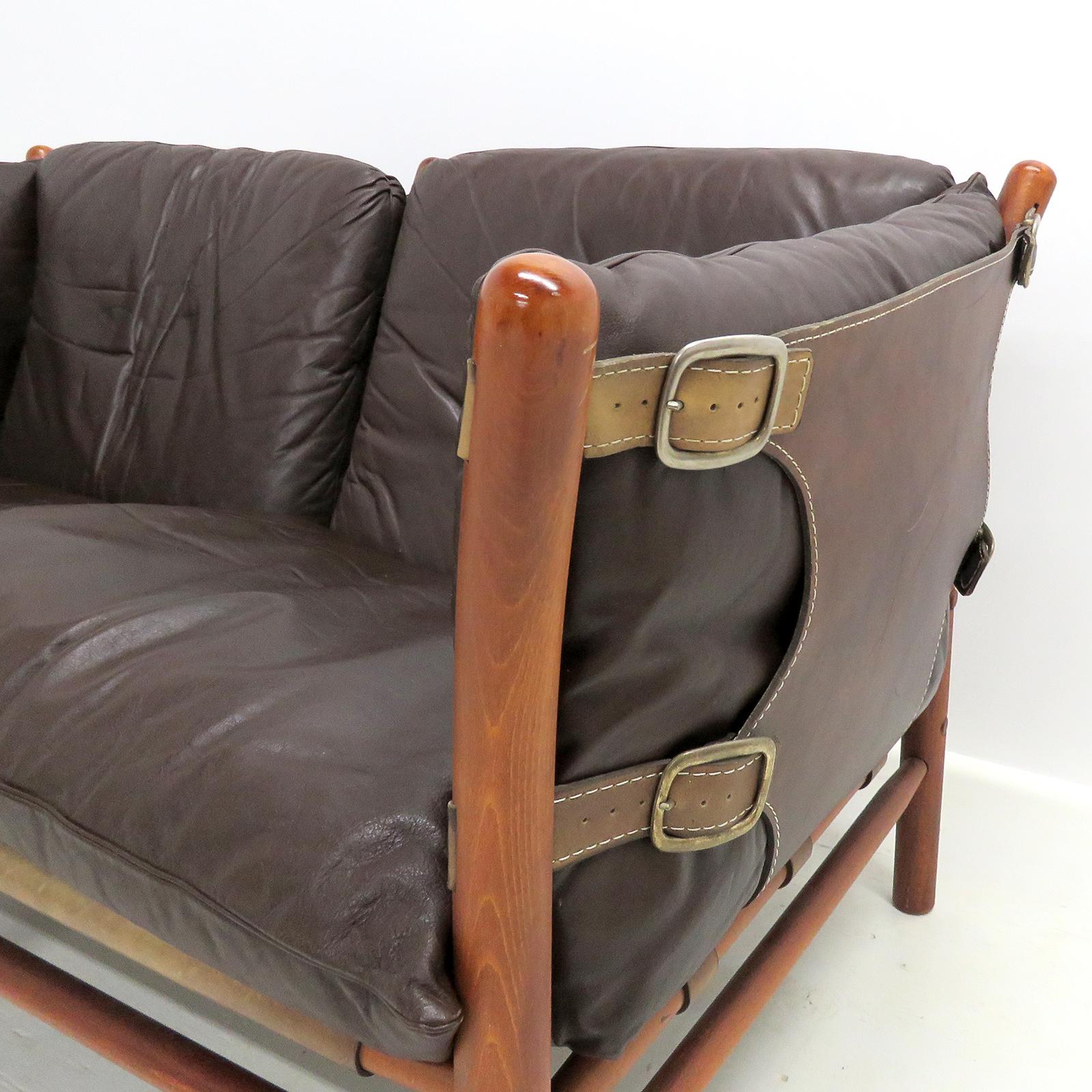 Canapé en cuir modèle 