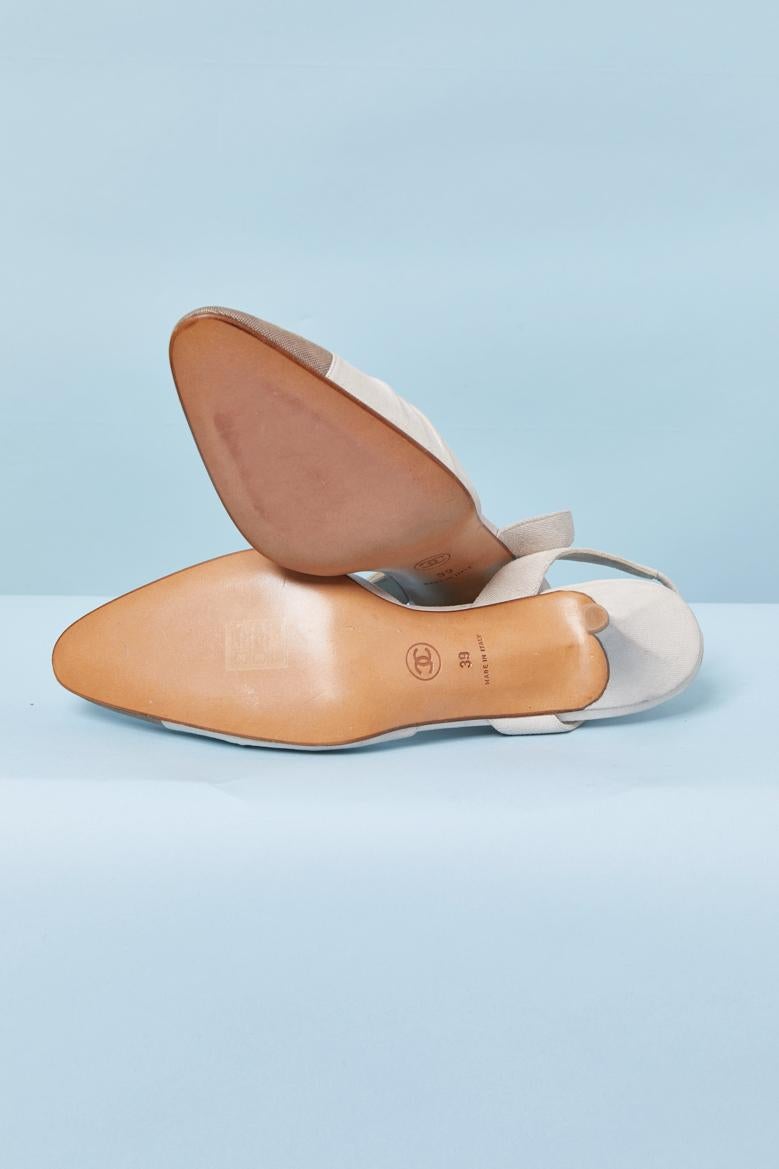 Donna Leather shoes with hologramme pattern open on the back CHANEL in vendita