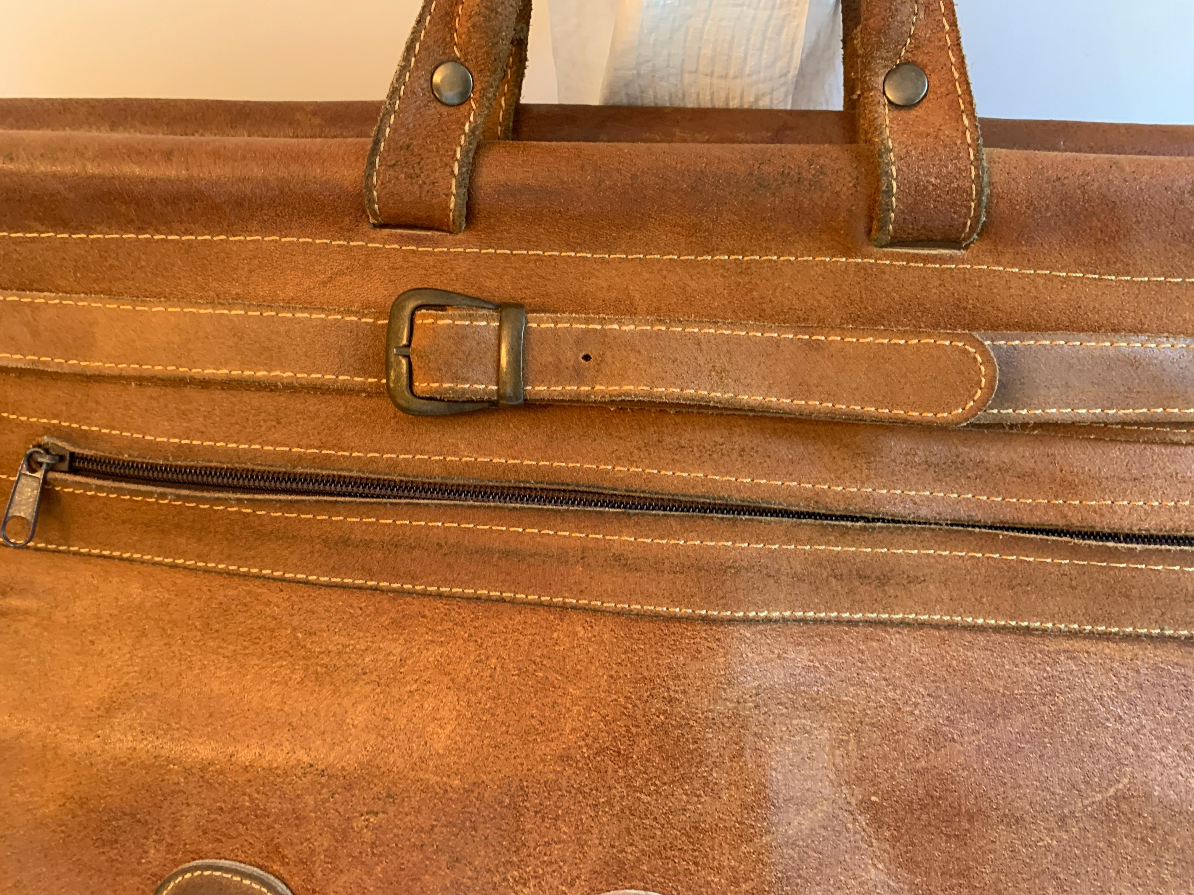 Leather Shoulder Duffle Style Bag with Brass Supports For Sale 5
