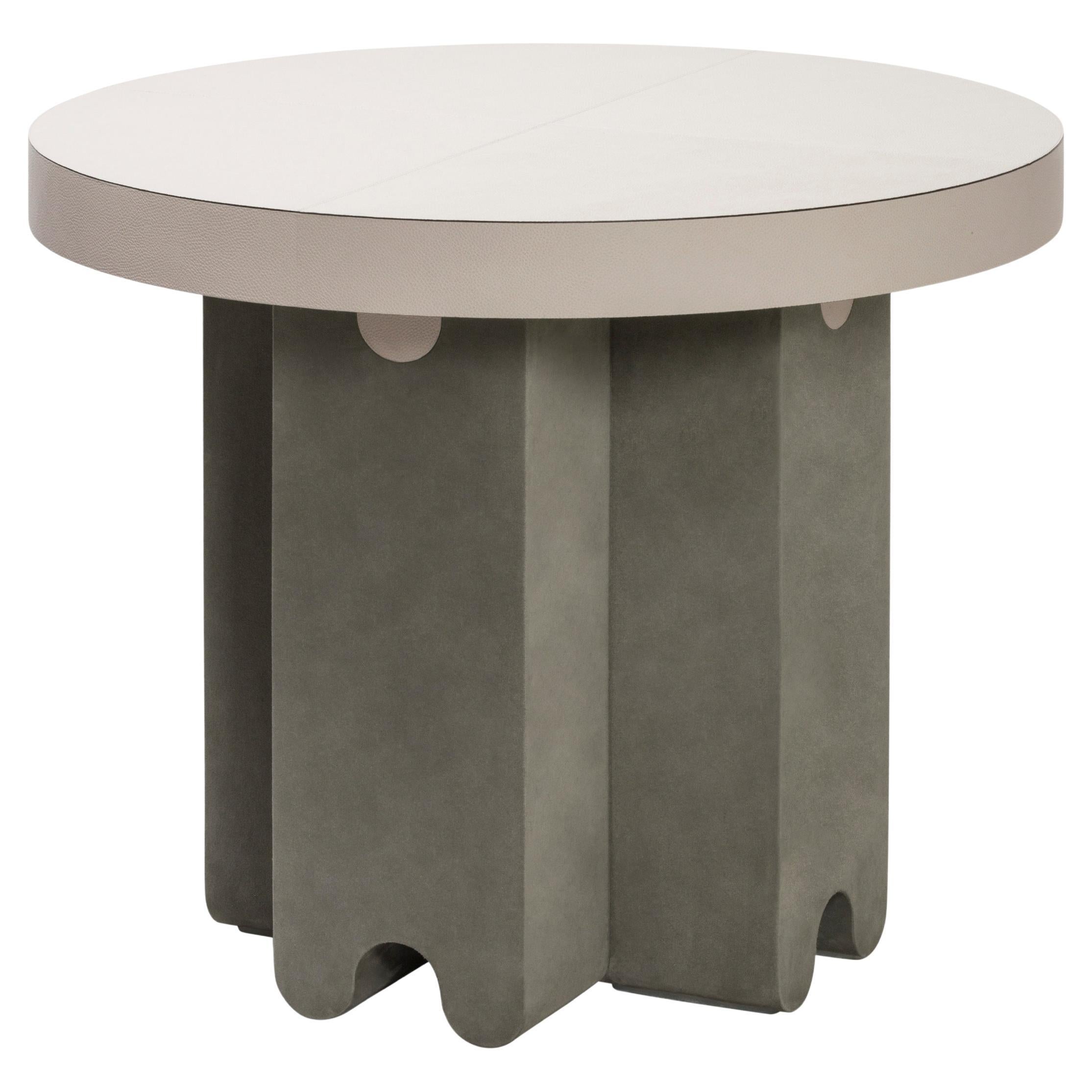 Table d'appoint en cuir Francesco Balzano pour Giobagnara Table ronde en cuir Ossicle