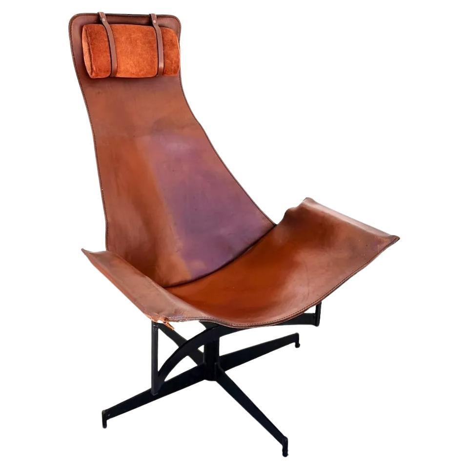 Sedia K con fionda in pelle di William Katavolos