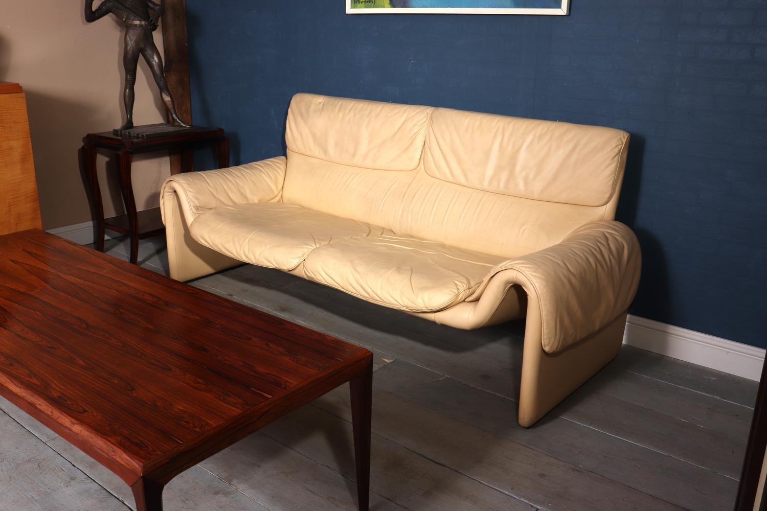 Leather Sofa by De Sede DS-2011, circa 1980 5
