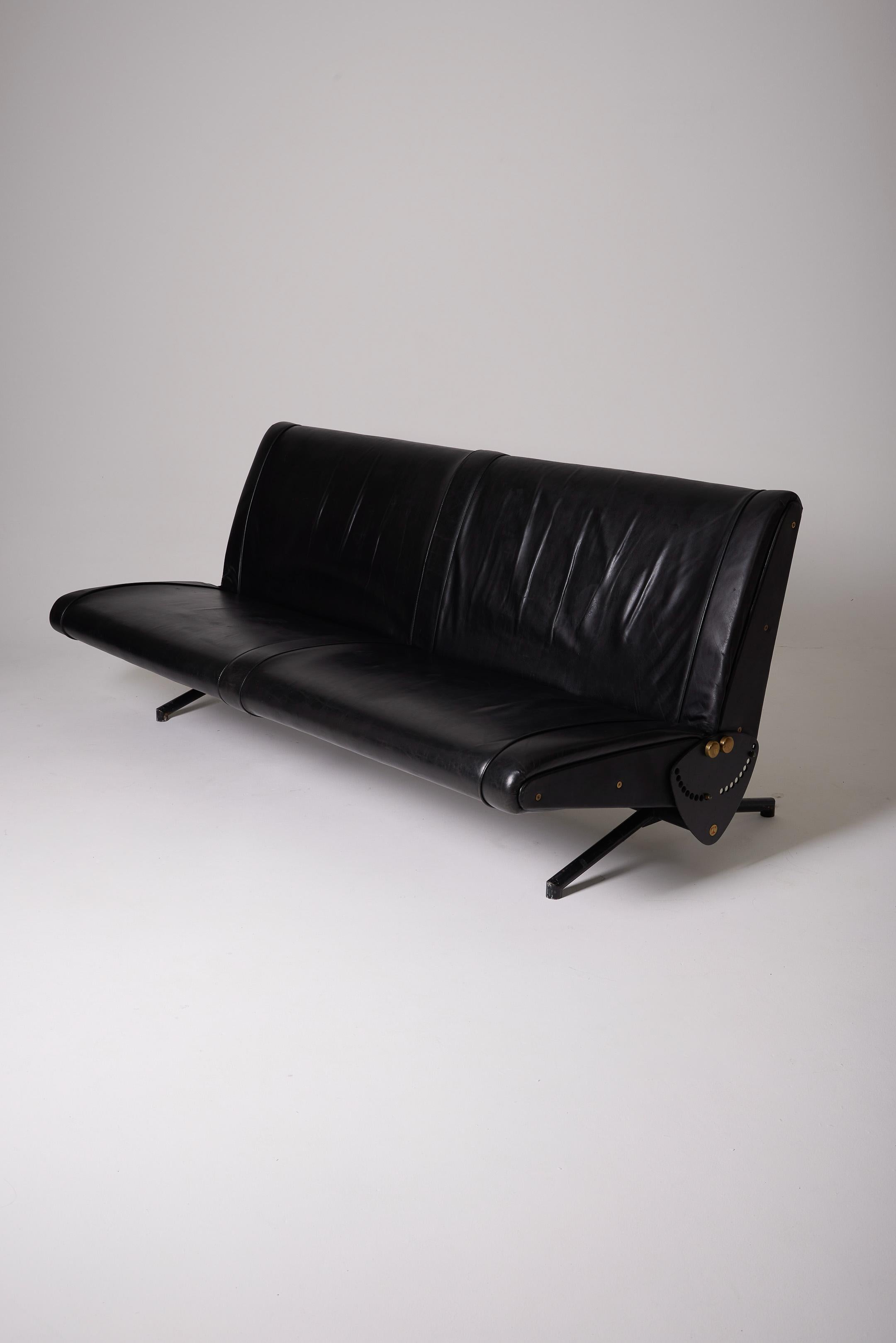  3-seater leather sofa model 