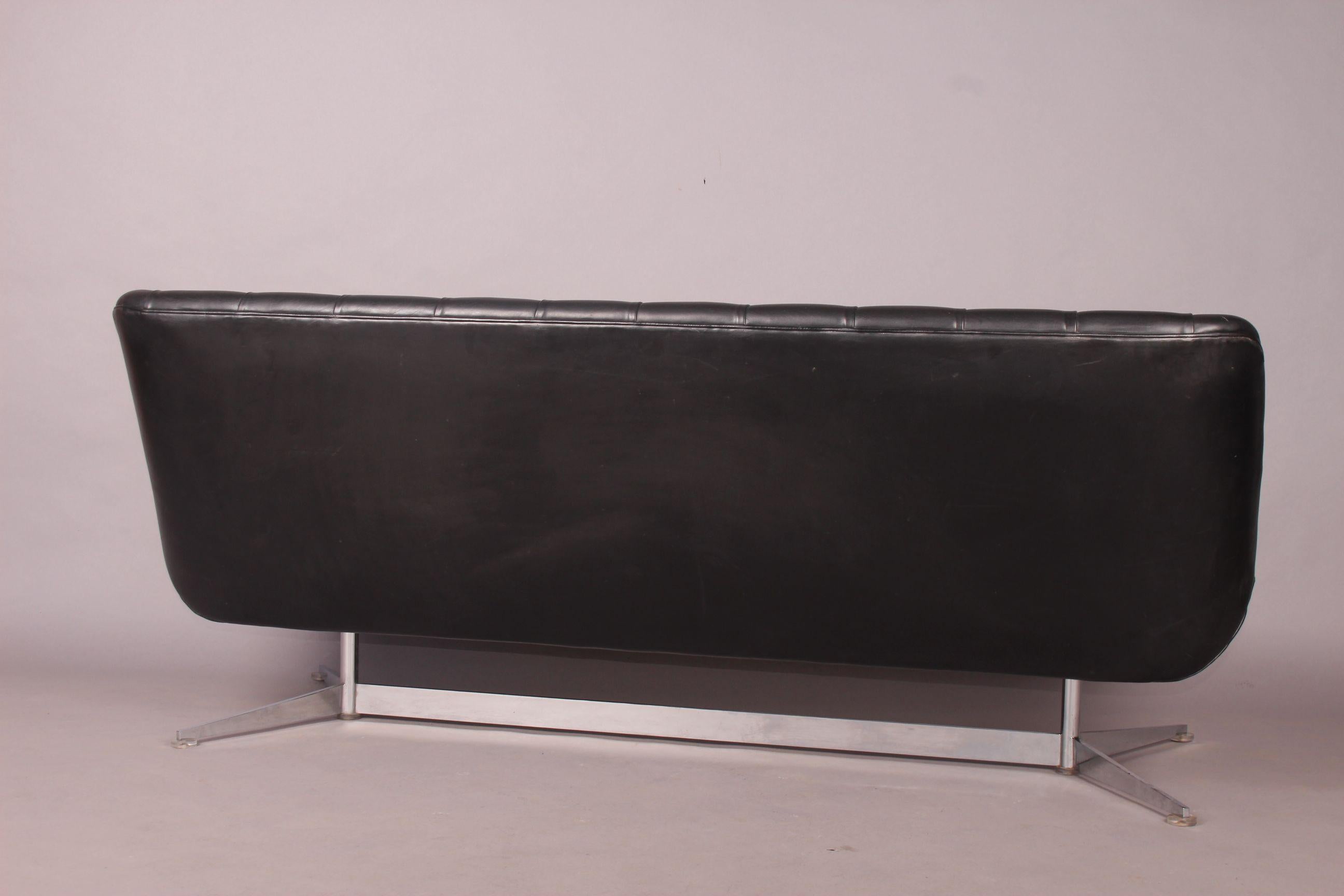 Leather Sofa 8