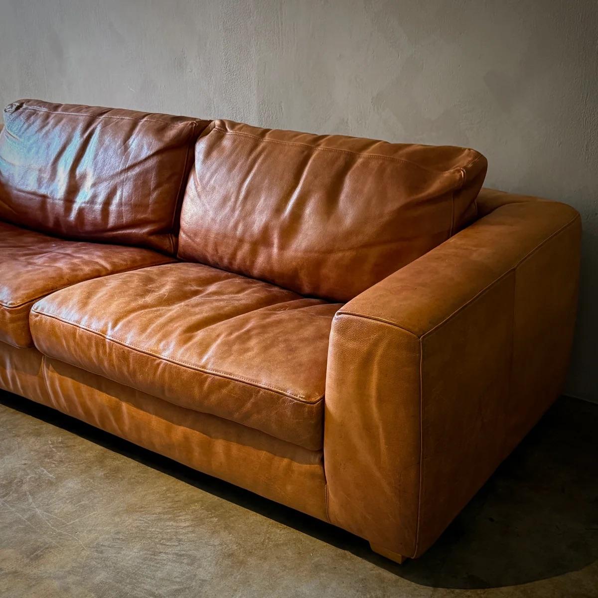 Divano in pelle in vendita 1