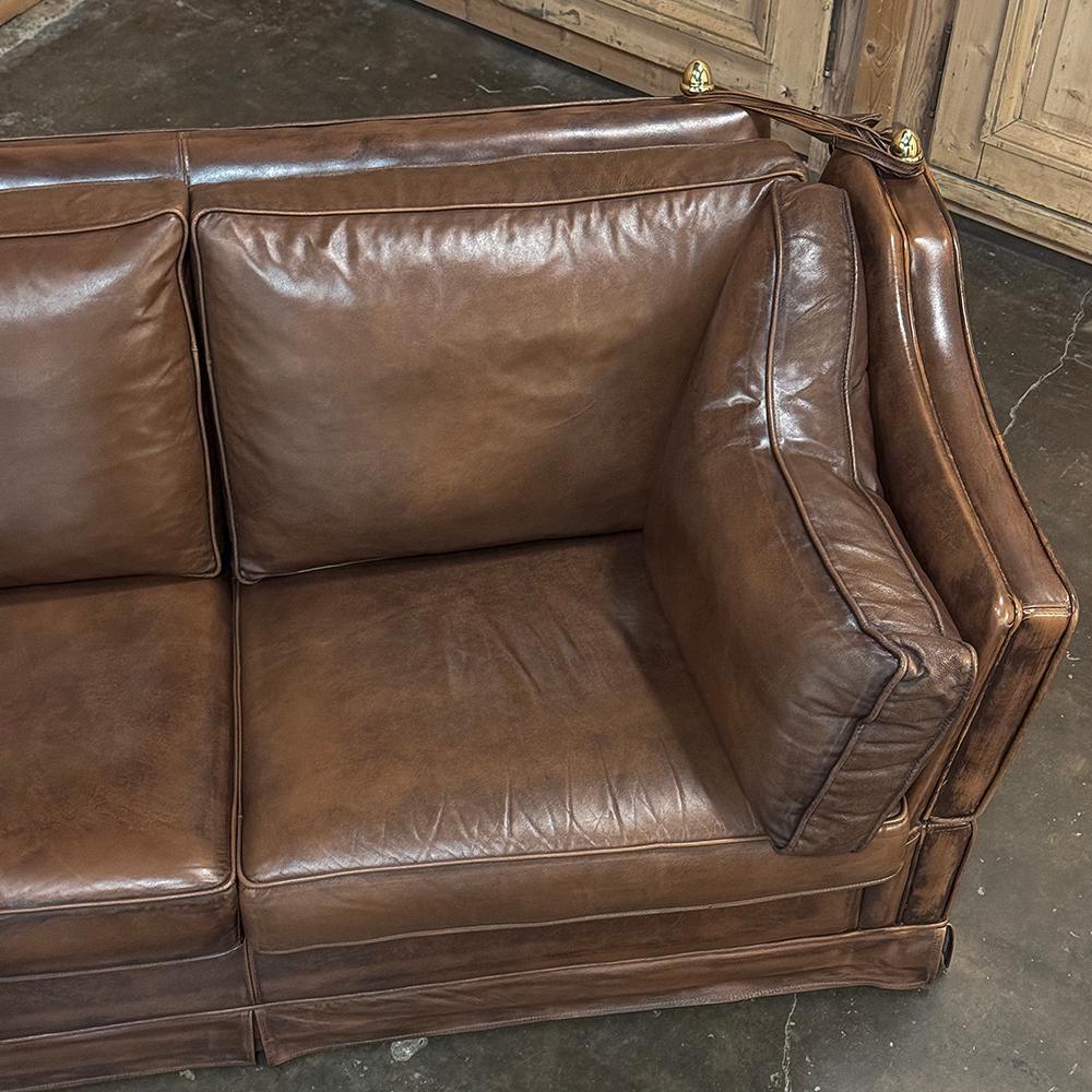 Leather Sofa with Drop-Down Sides In Good Condition For Sale In Dallas, TX