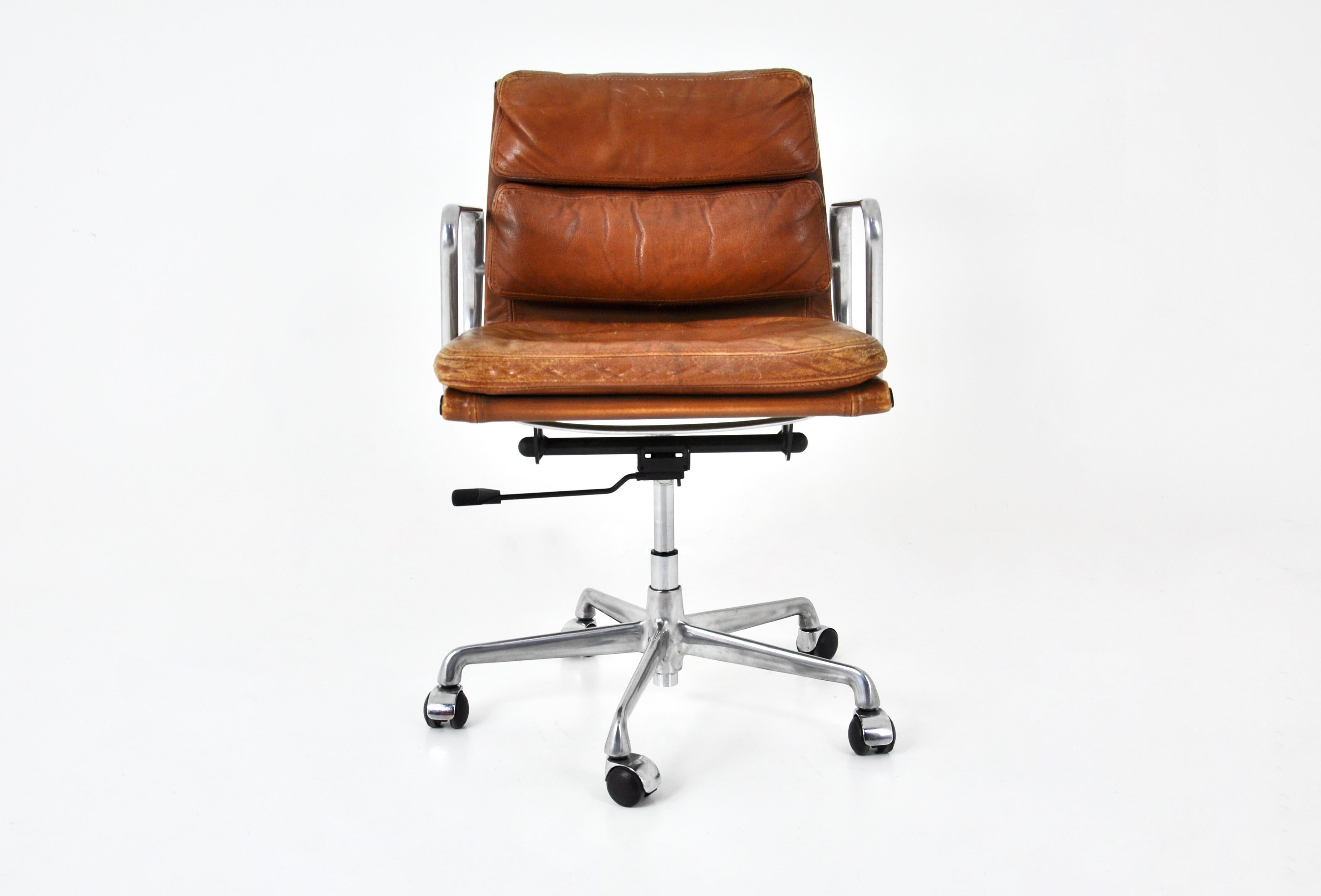 Late 20th Century Leather Soft Pad Chair by Charles and Ray Eames for Icf, 1970s