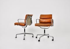 Soft Pad Chair aus Leder von Charles und Ray Eames für Icf, 1970er Jahre, 2 Exemplare