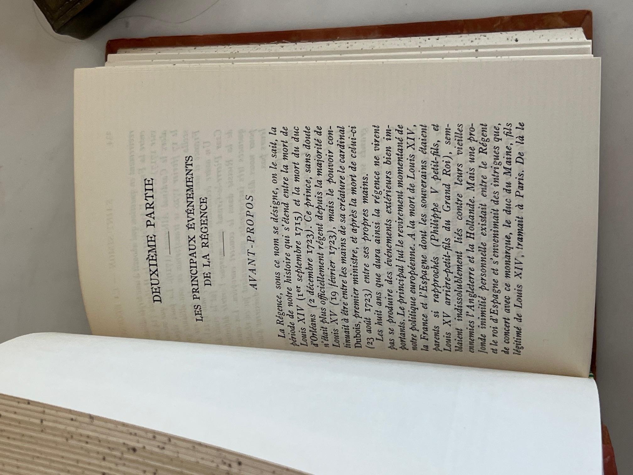 Juego de 6 libros franceses con lomo de cuero, 1953 en venta 1