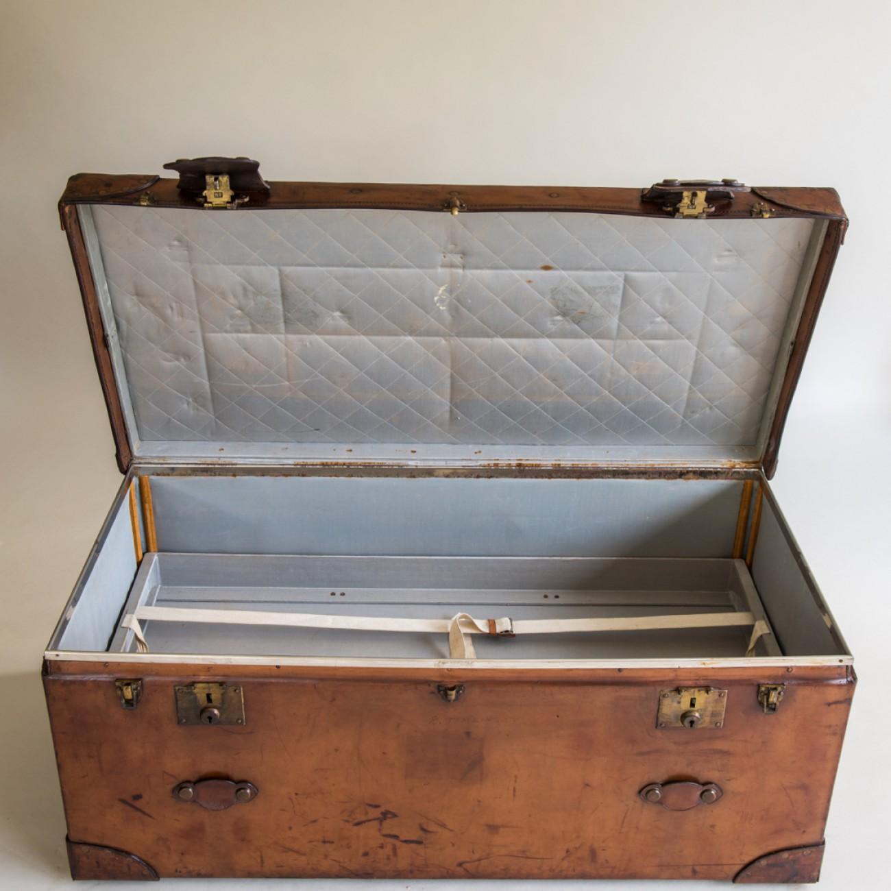 Leather Steamer Trunk by Finnigans, circa 1920 For Sale 2