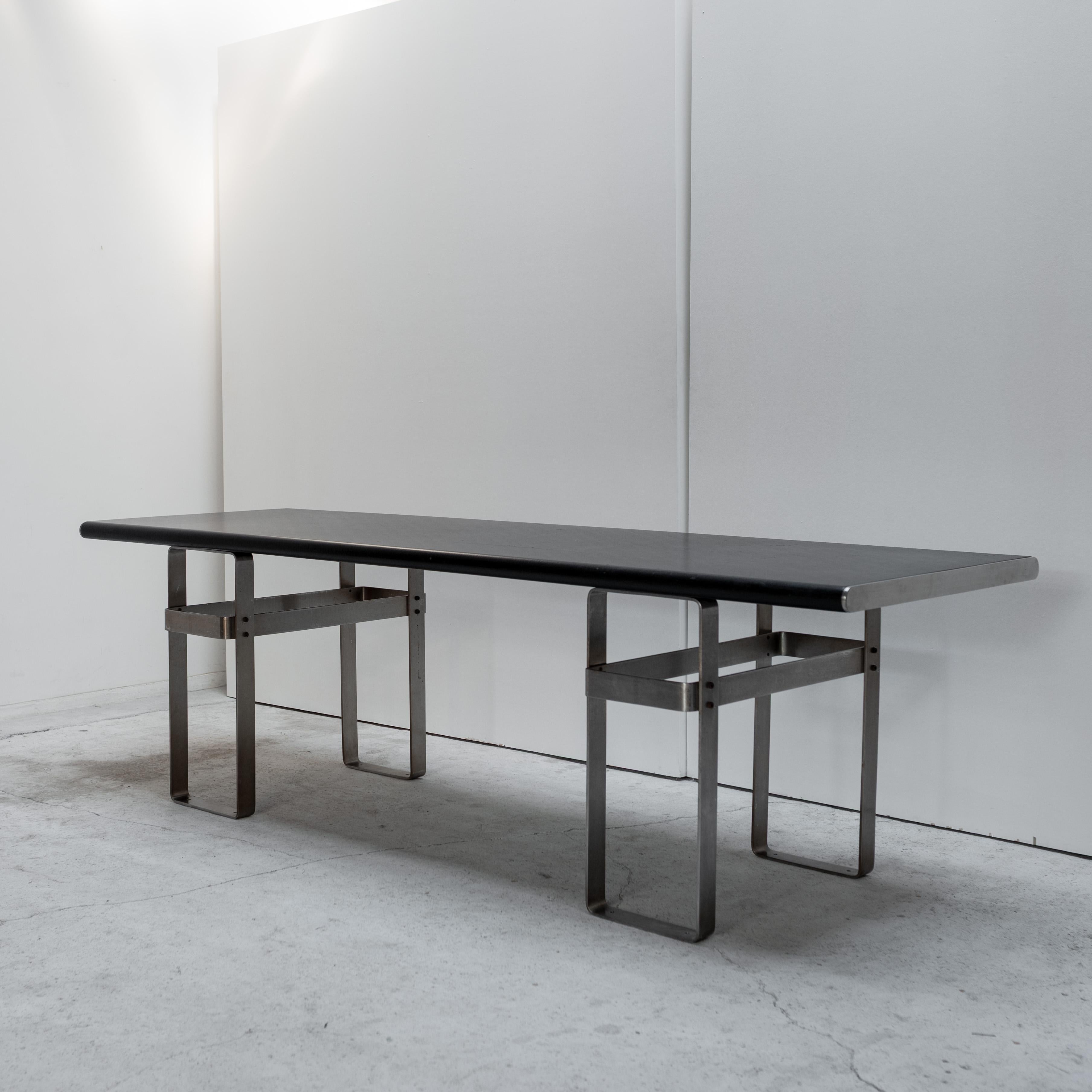 Mesa de cuero y acero para Gavina, años 70, Italia en venta 6