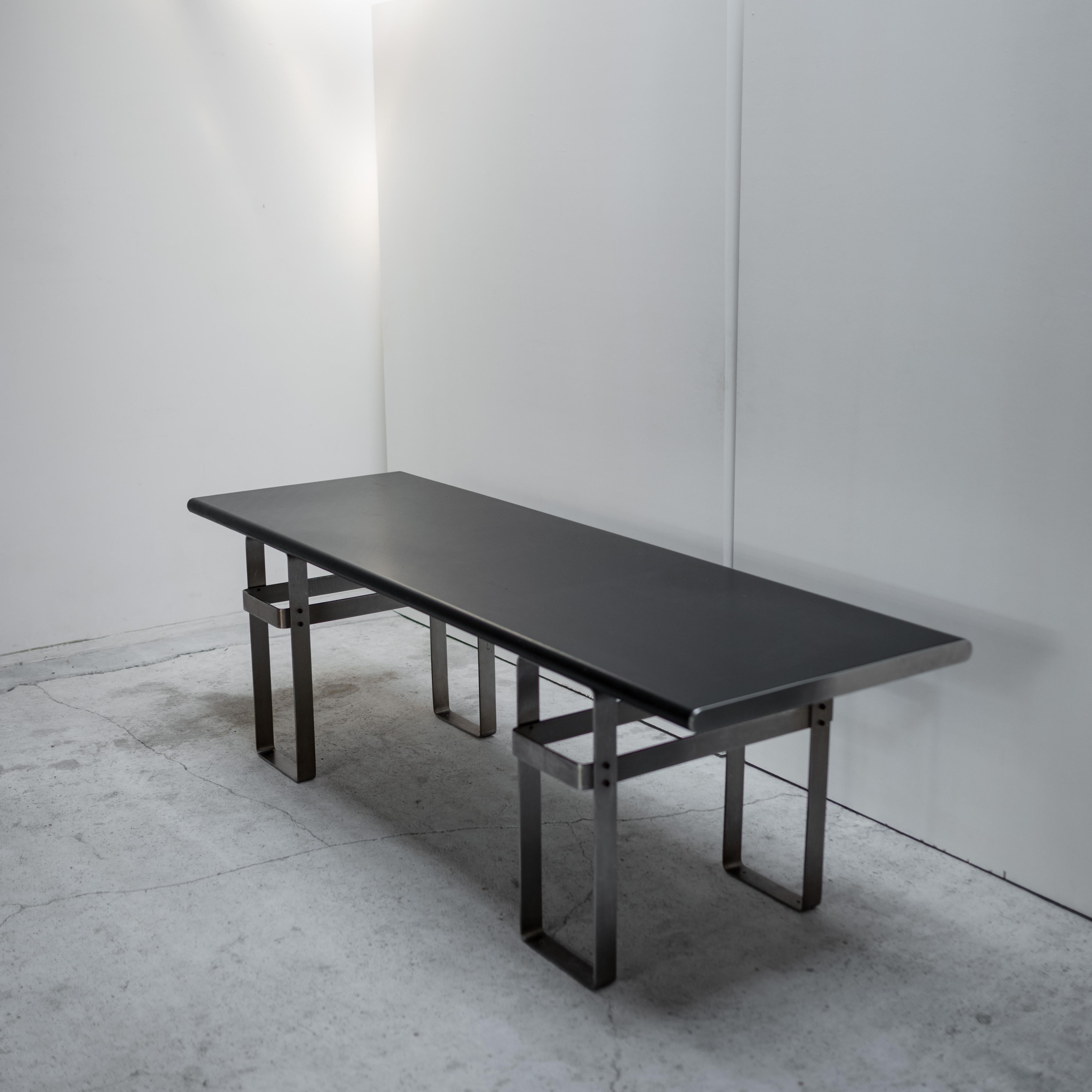 Mesa de cuero y acero para Gavina, años 70, Italia en venta 2