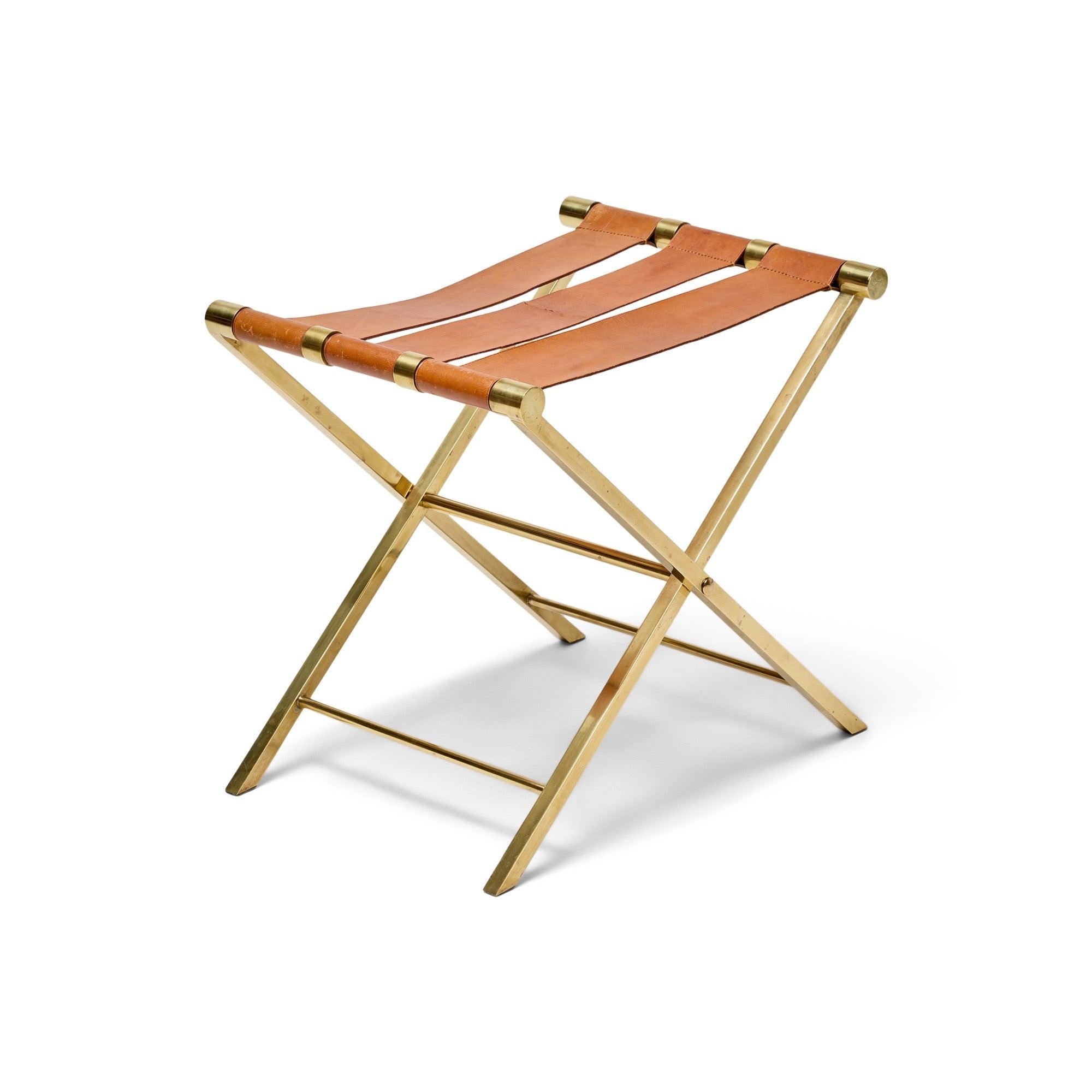 Banc pliant avec sangle en cuir ?