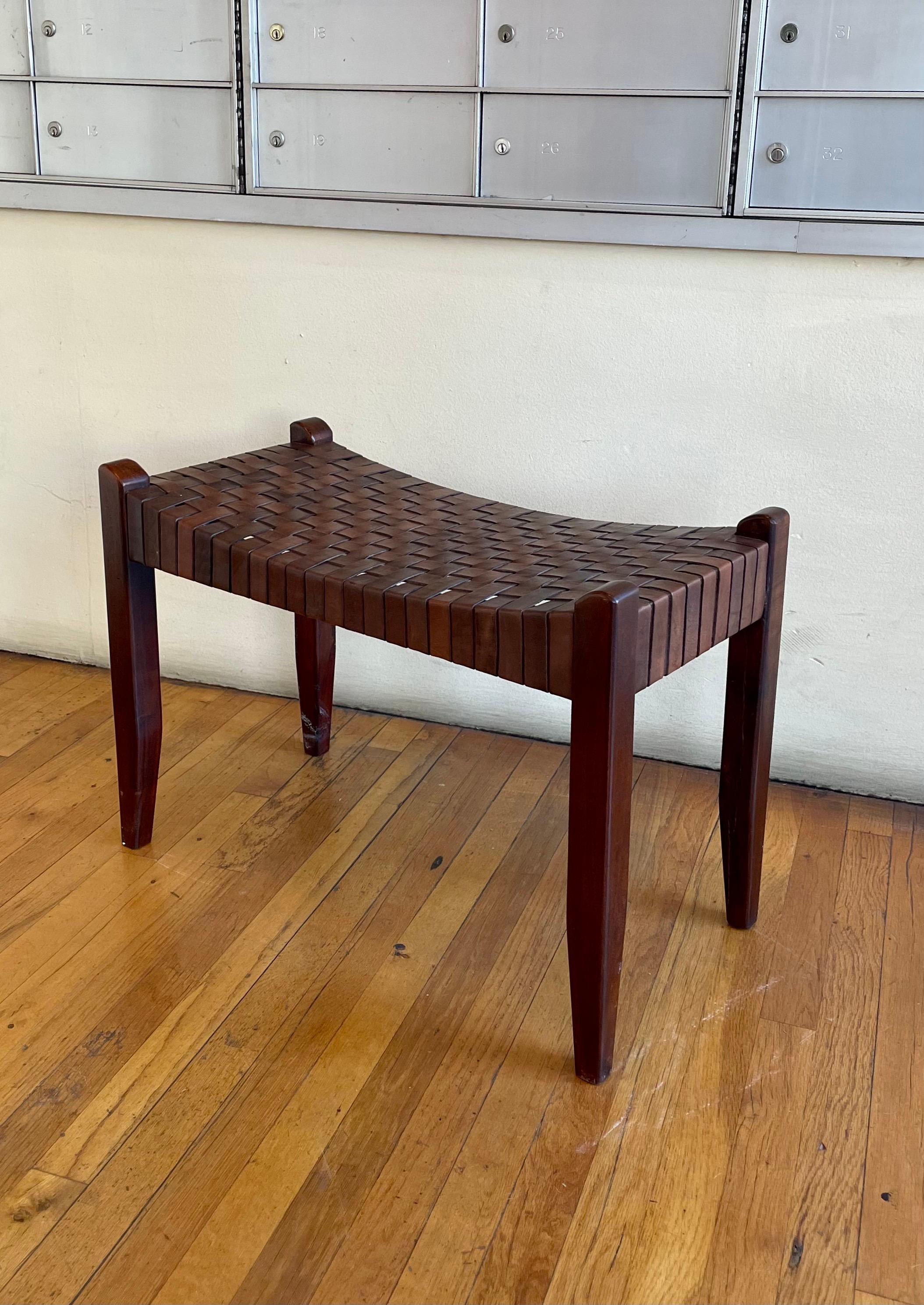 Leather Straps and Wood Bench In Good Condition In San Diego, CA