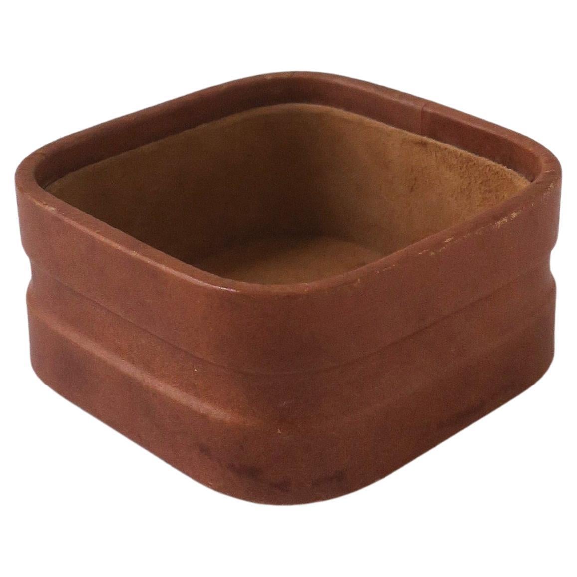 Leather Suede Jewelry Catchall en vente