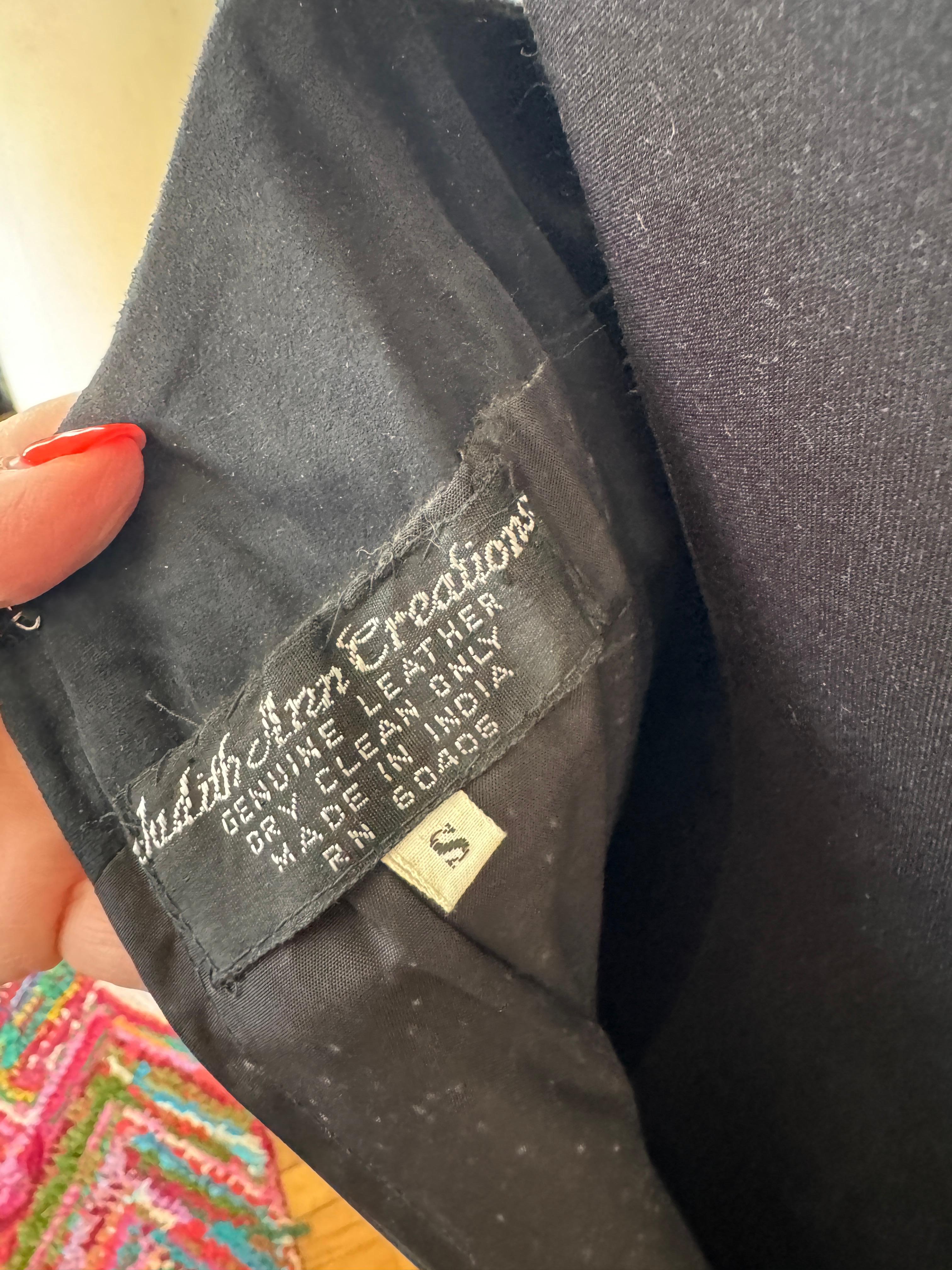 Piel Ante Lentejuelas Vestido Negro Años 80 en venta 9