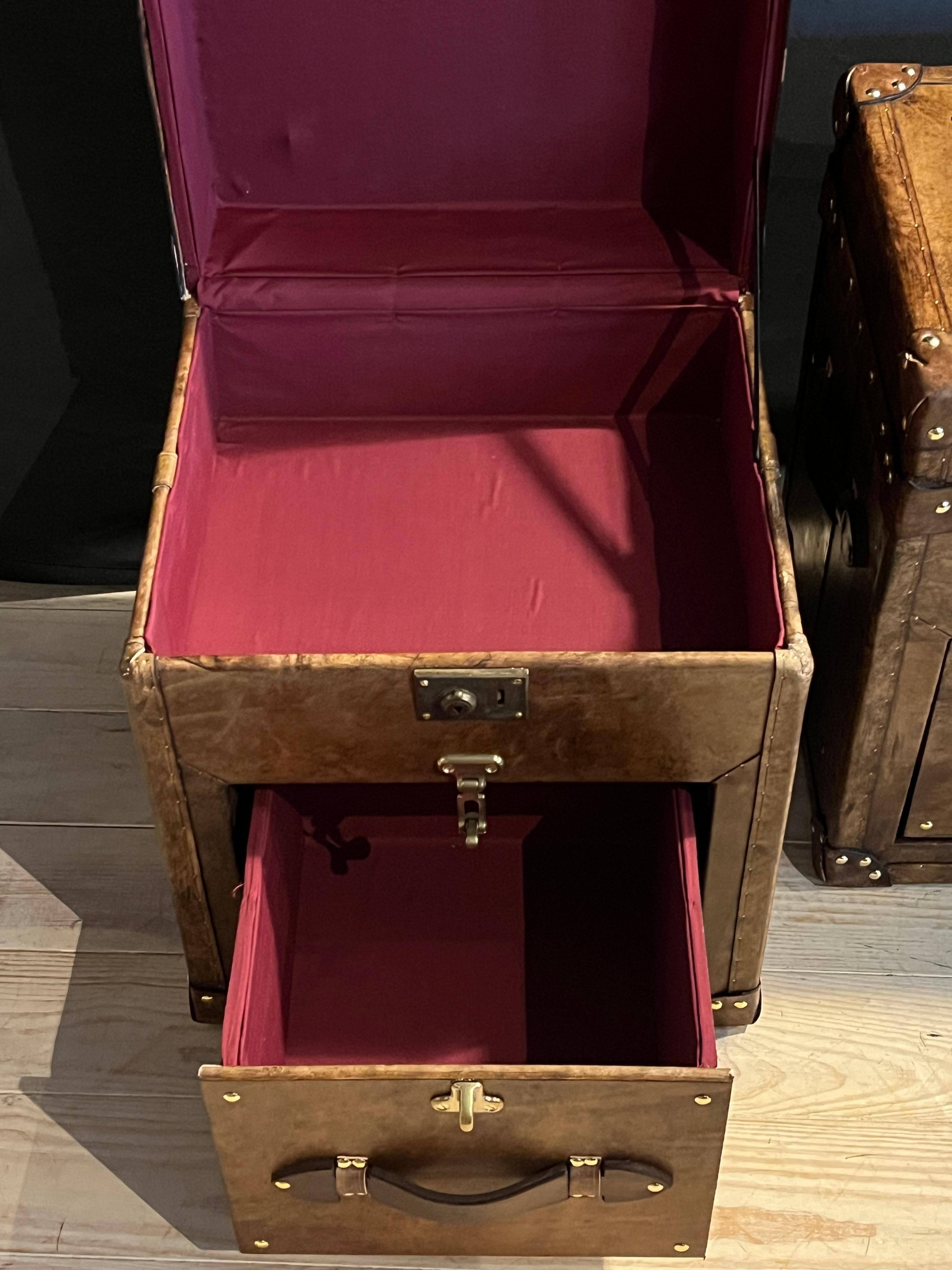 Leather Suitcase Set with one Drawer  In New Condition For Sale In Eindhoven, NL