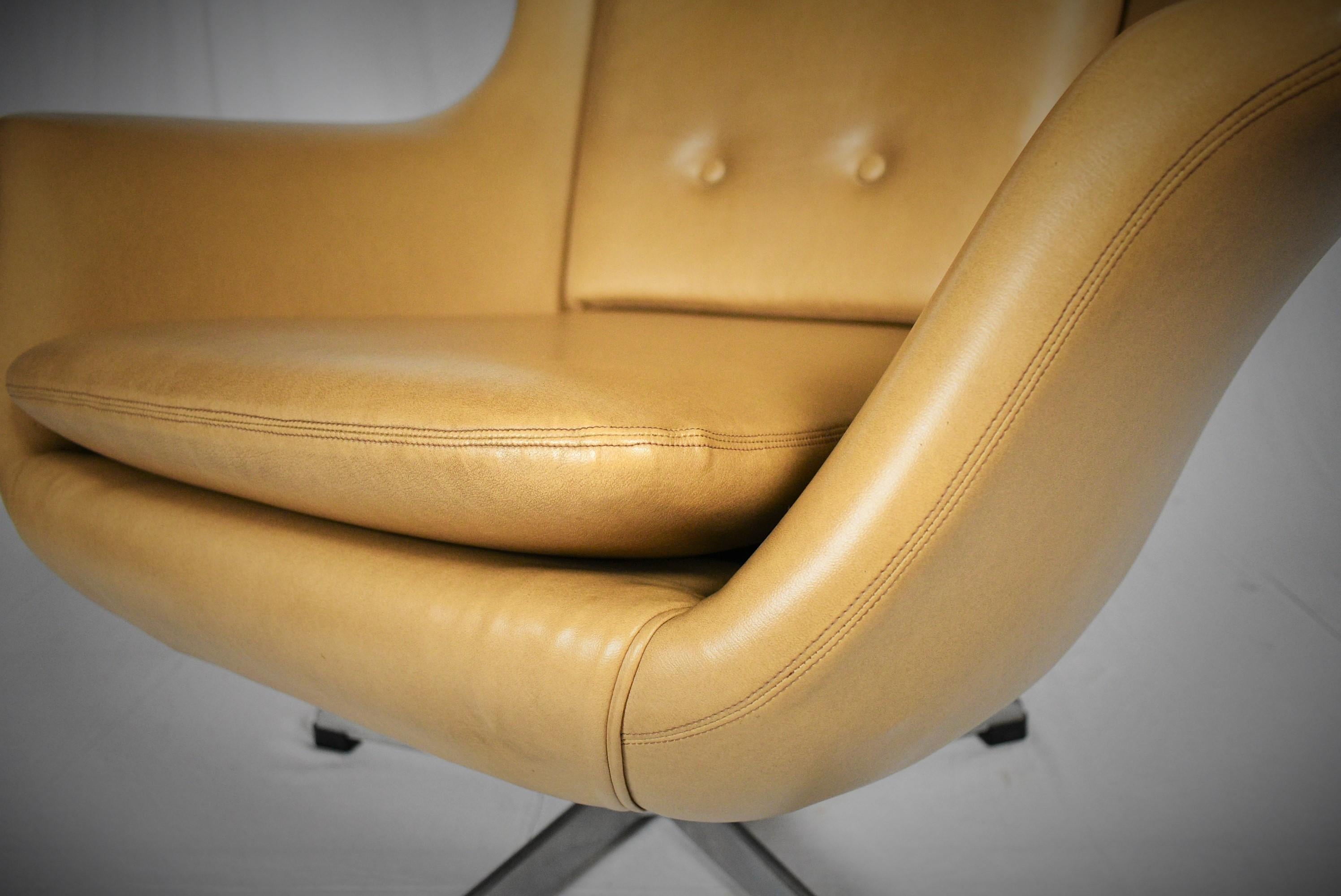 Leather Swivel Armchair, 1965s from UP Závody In Good Condition In Praha, CZ
